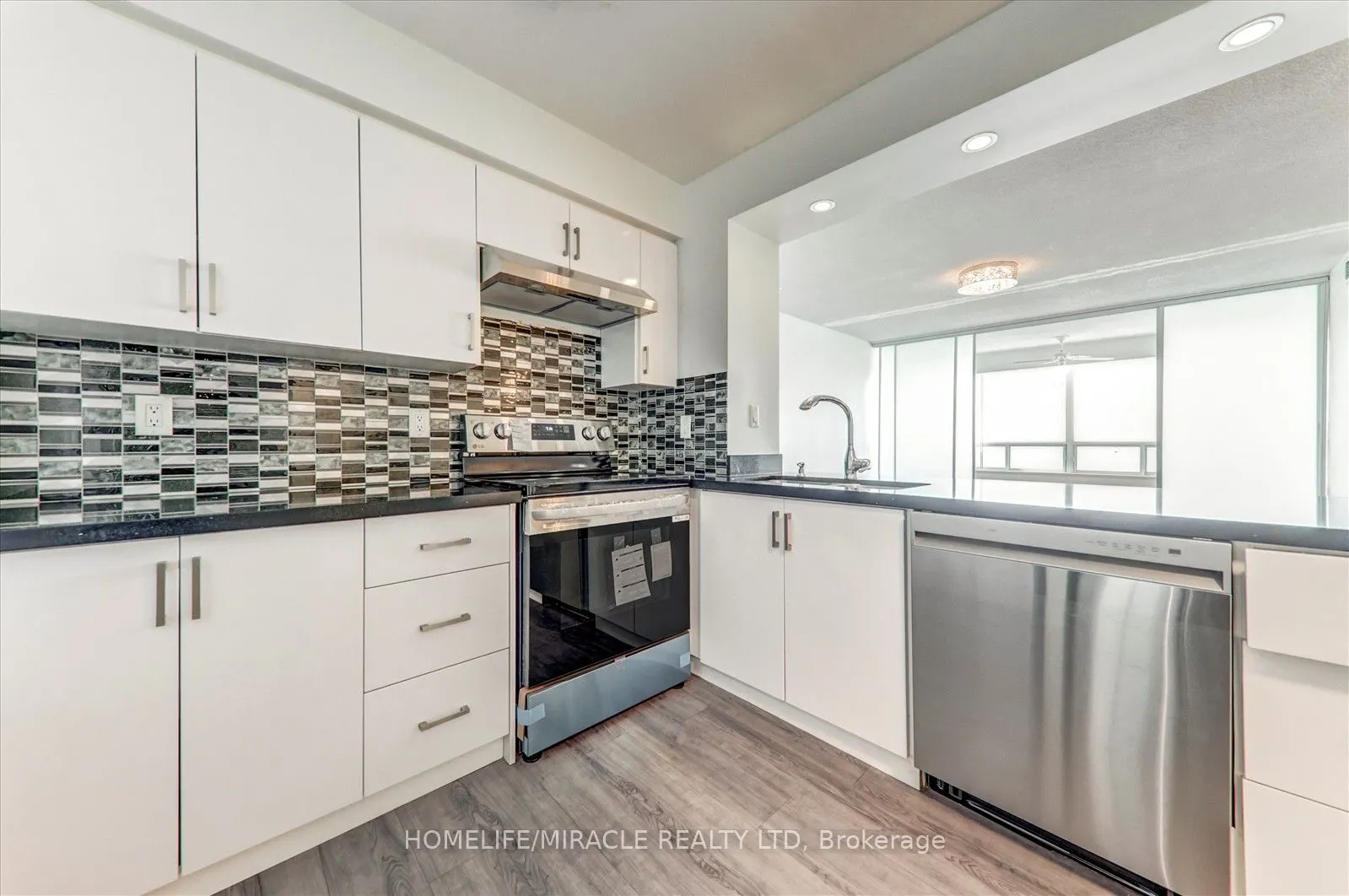 68 Corporate Drive, #3521