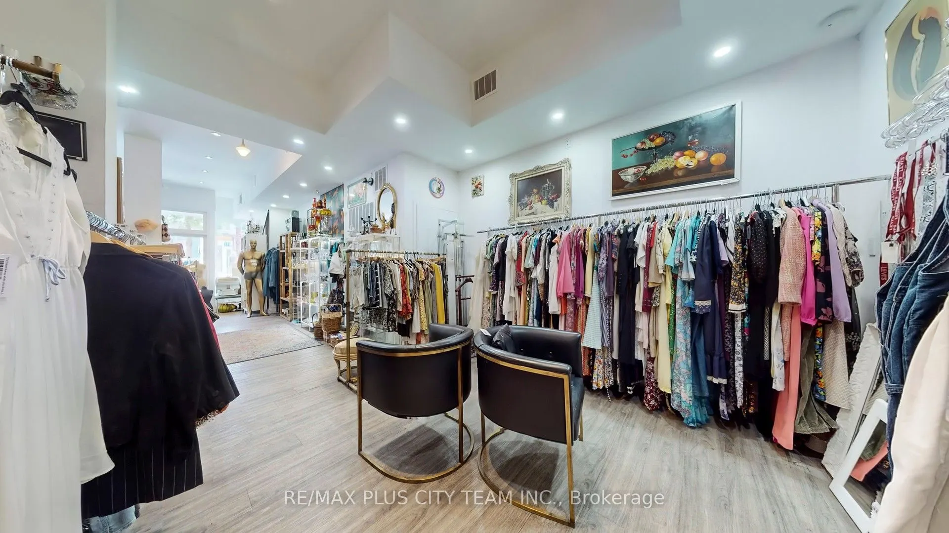 734 Queen Street E, #1