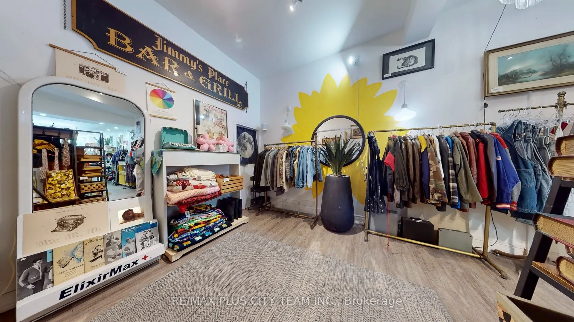 734 Queen Street E, #1