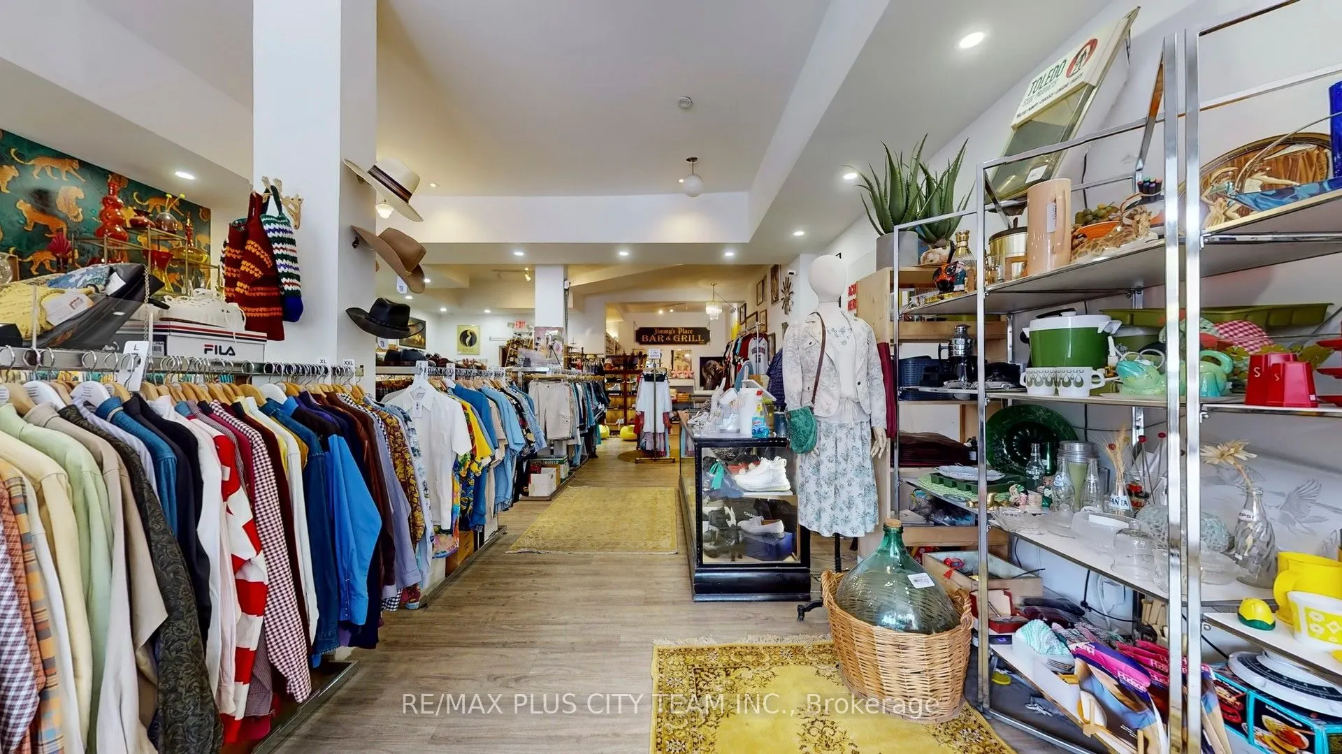 734 Queen Street E, #1