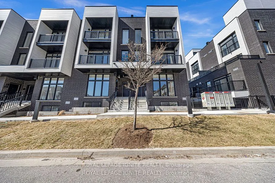 188 Angus Drive, #25