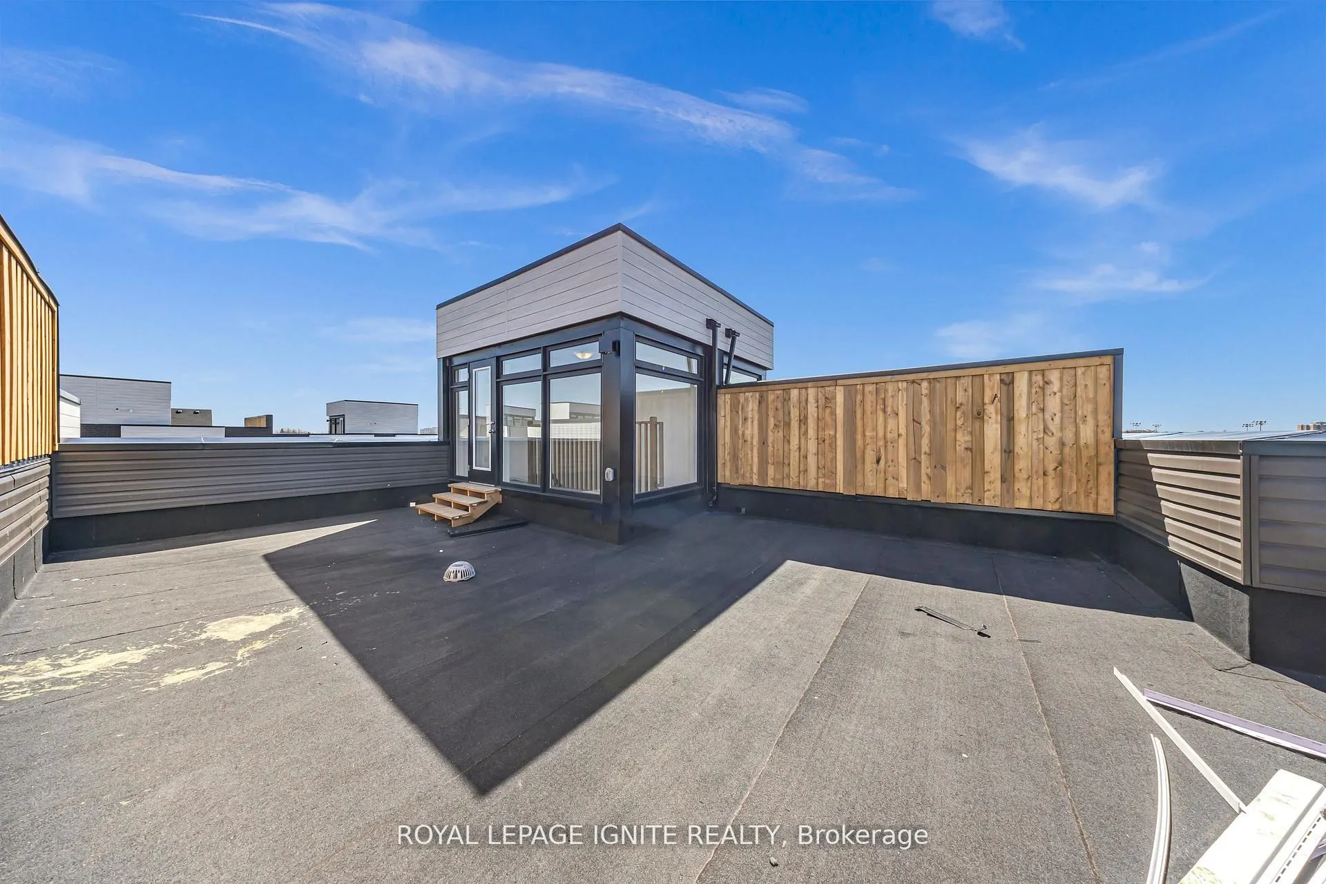 188 Angus Drive, #27