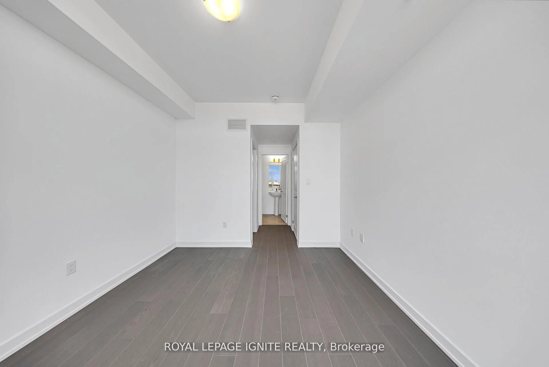 188 Angus Drive, #27