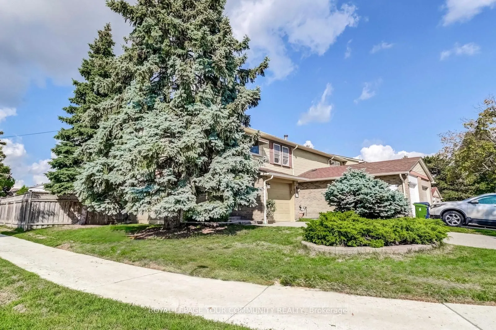 17 Truro Crescent
