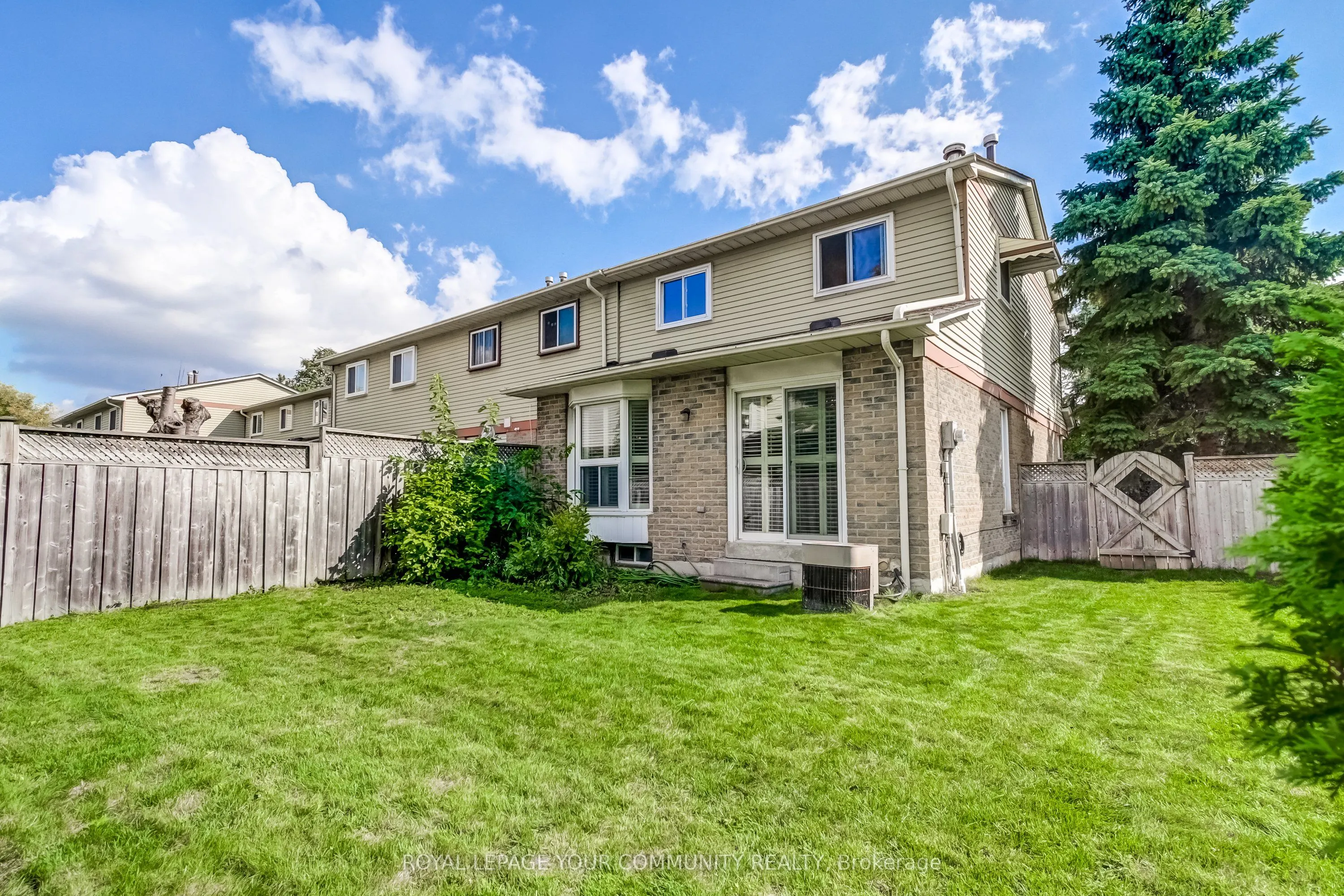 17 Truro Crescent