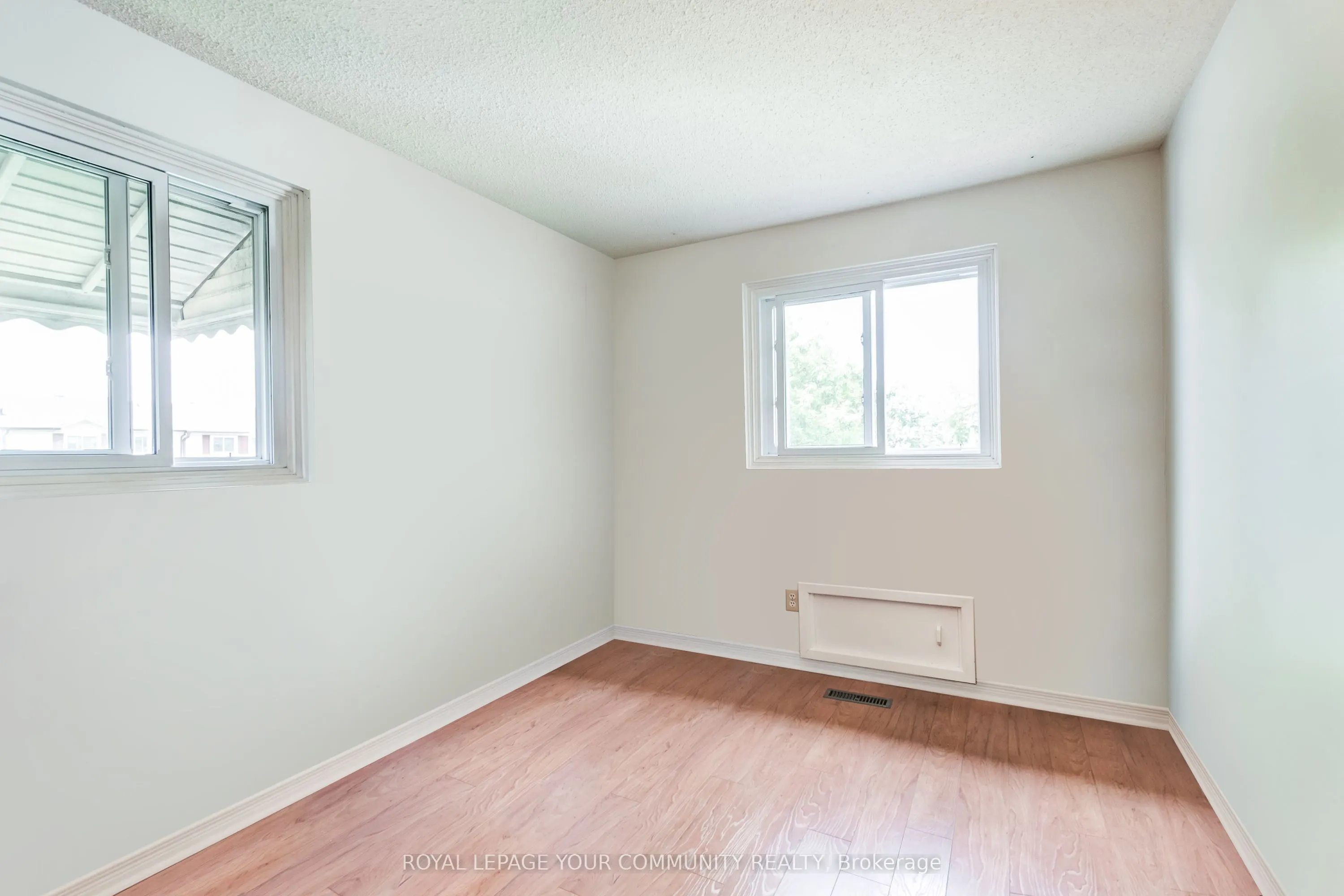 17 Truro Crescent