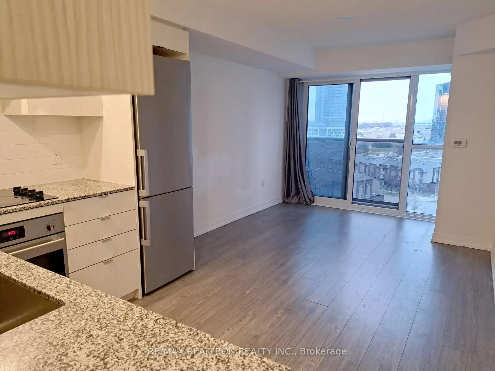 225 Village Green Square, #904