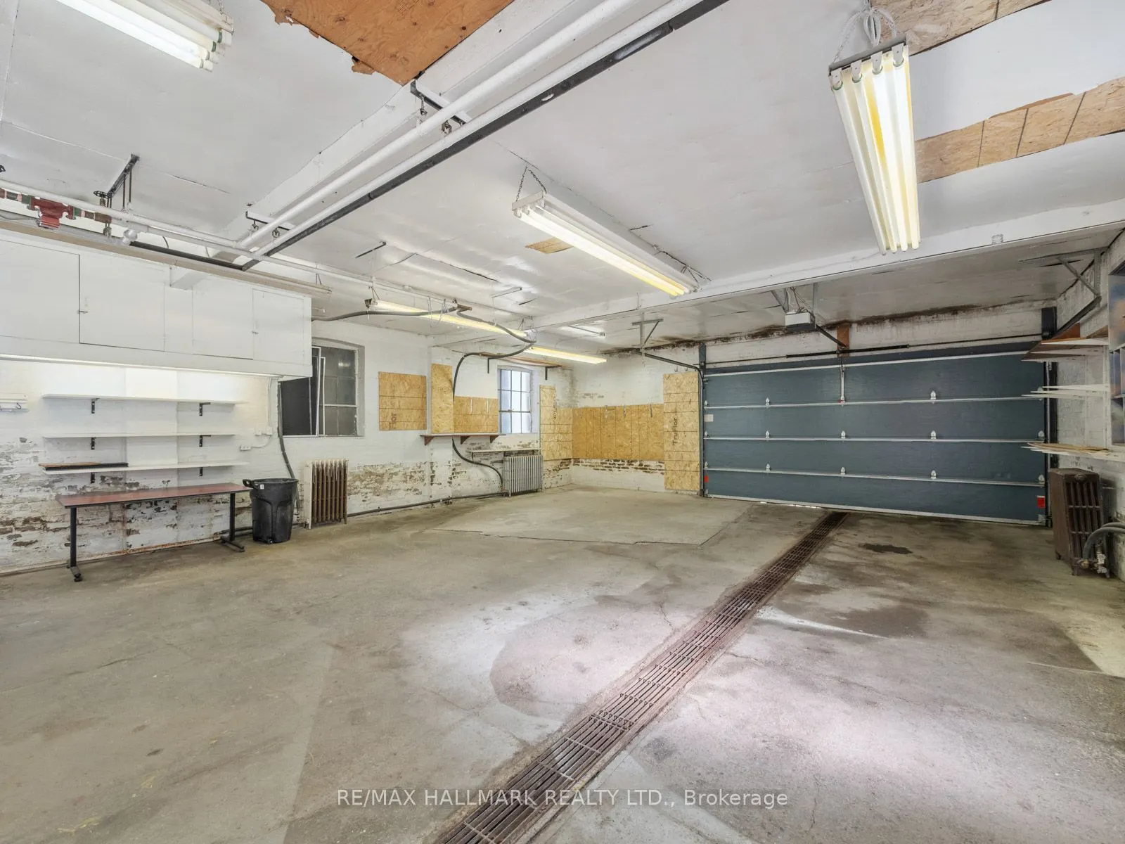 839 Carlaw Avenue