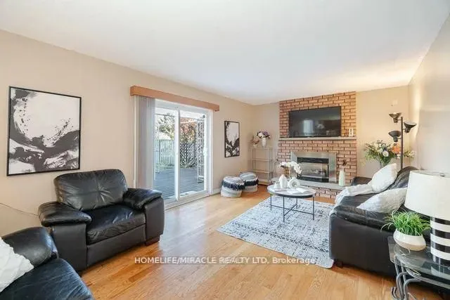 483 Labrador Drive