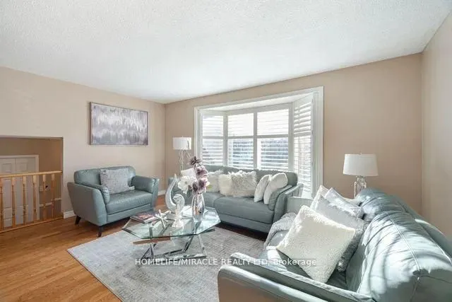 483 Labrador Drive