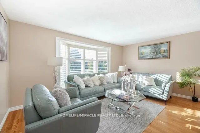483 Labrador Drive