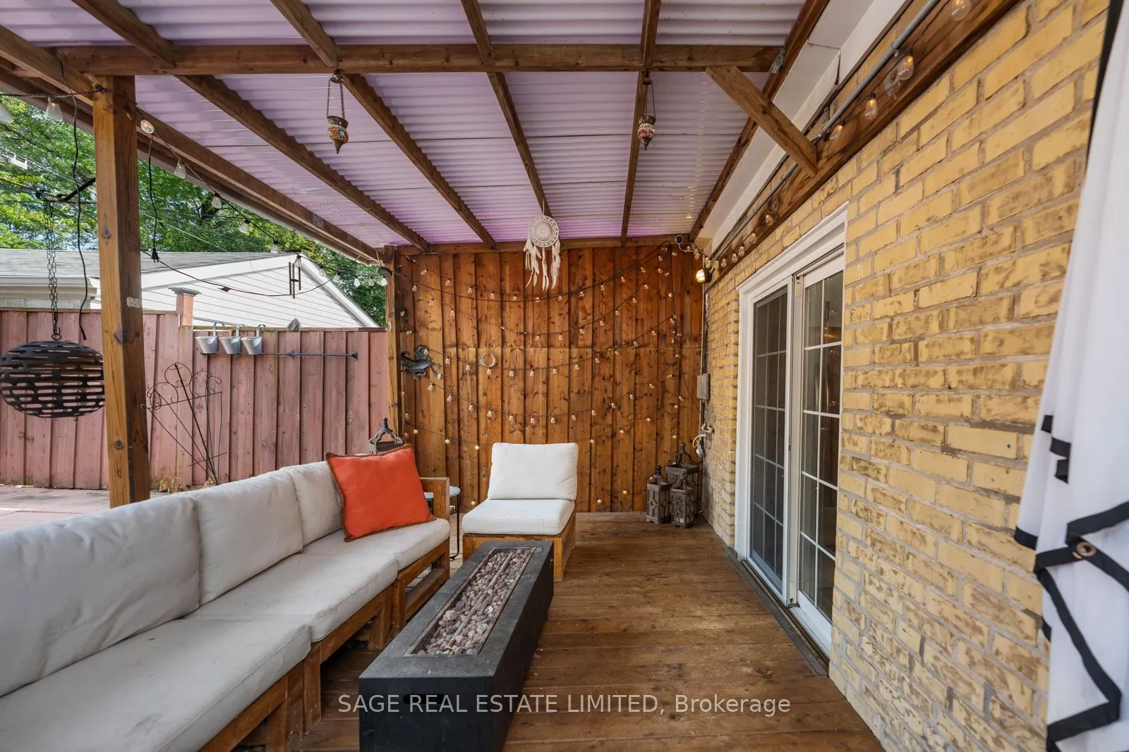 79 Pitt Avenue