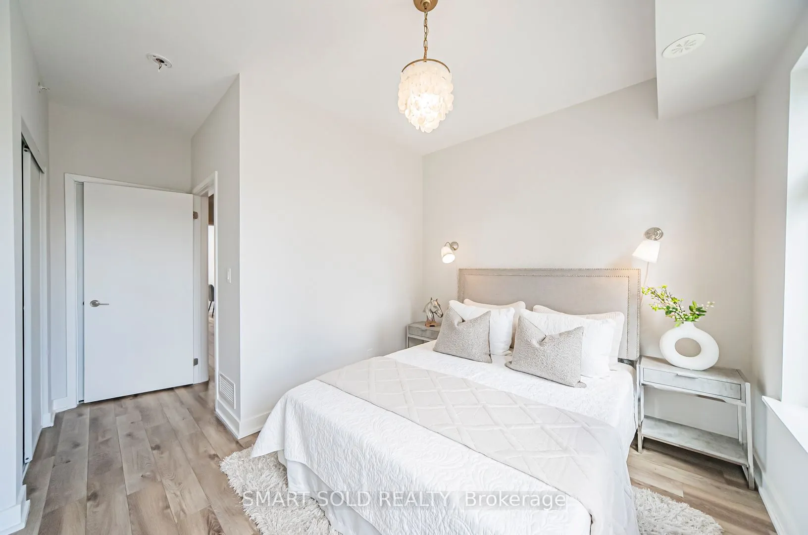 20 Echo Point, #132