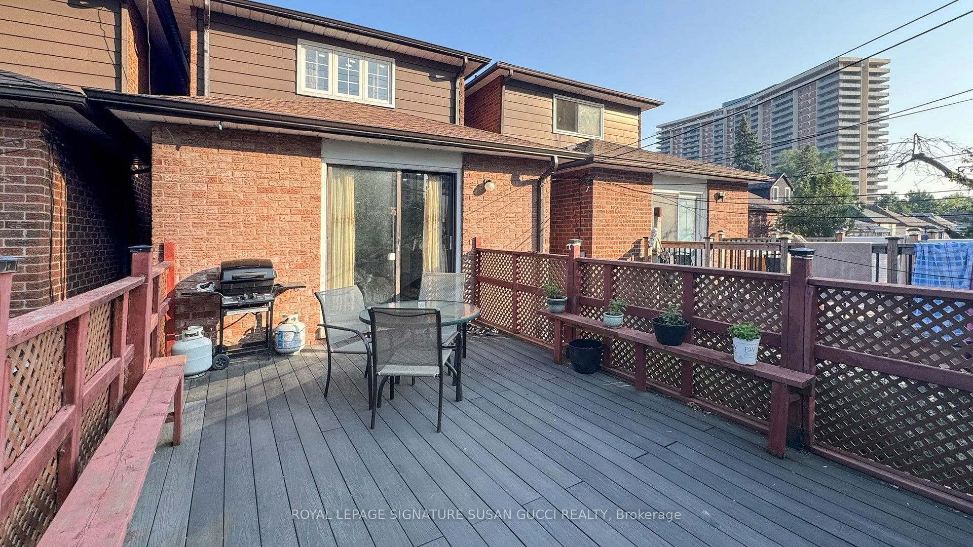 46 Albion Avenue