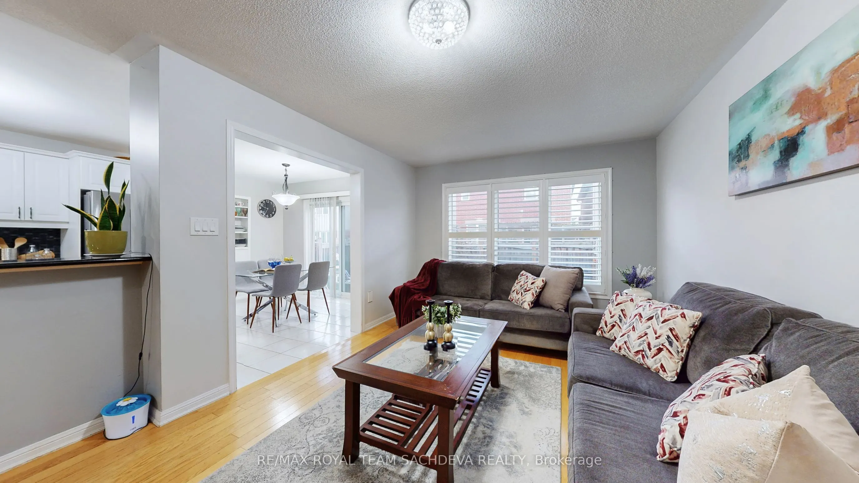 1809 Parkhurst Crescent
