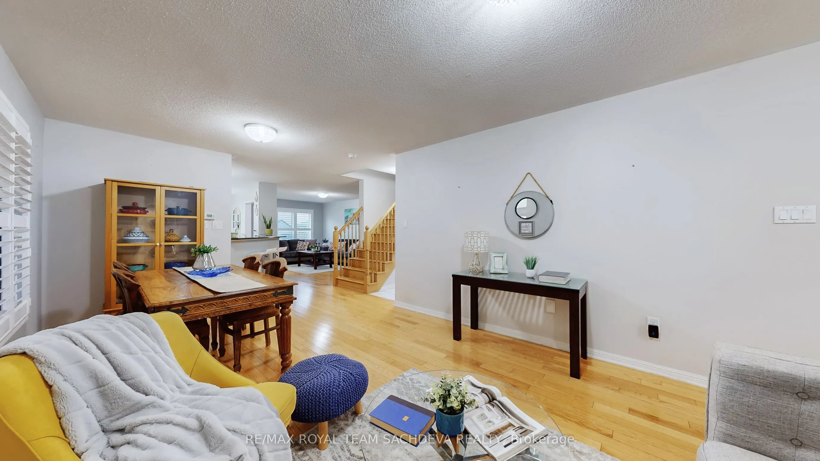 1809 Parkhurst Crescent