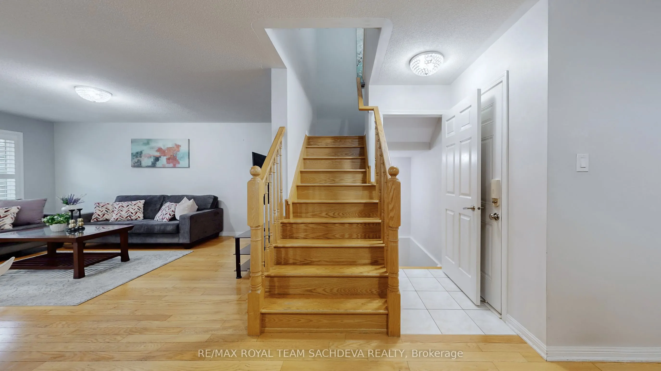 1809 Parkhurst Crescent