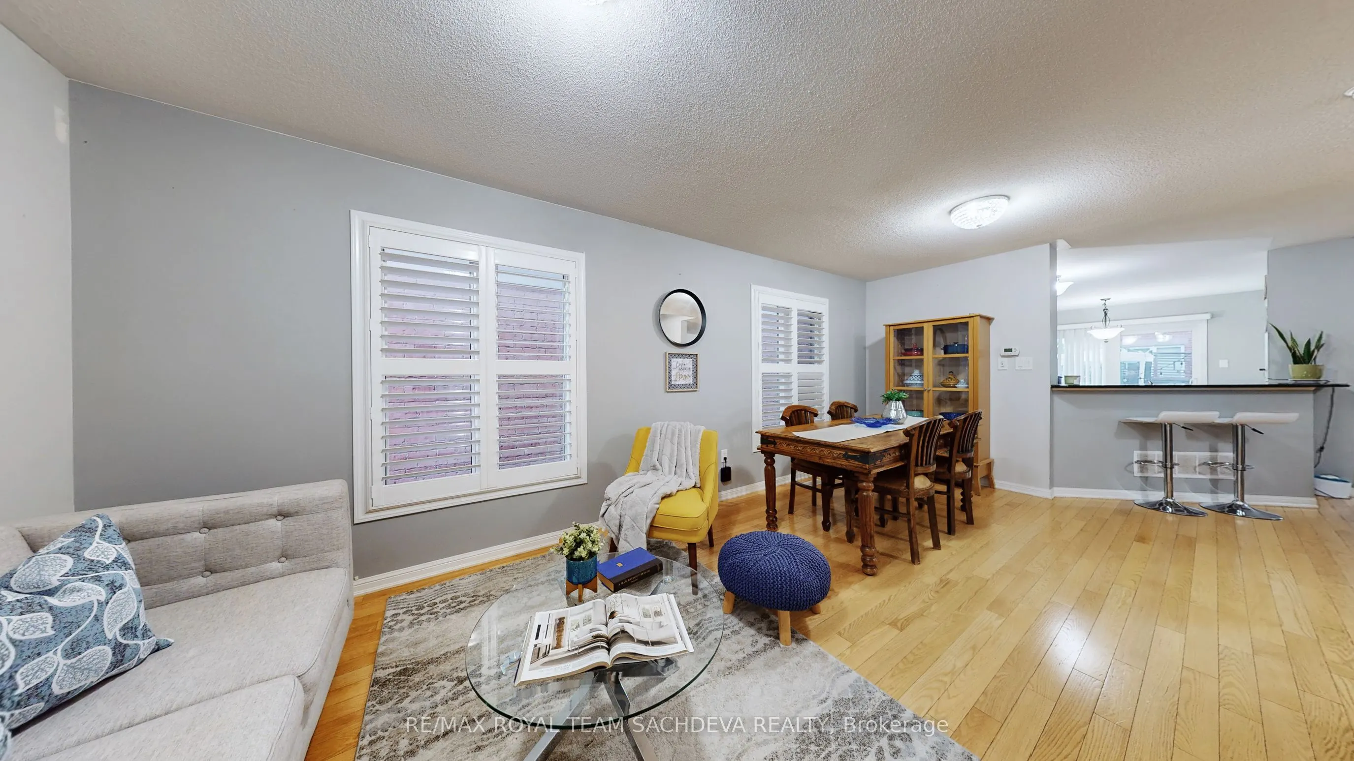 1809 Parkhurst Crescent