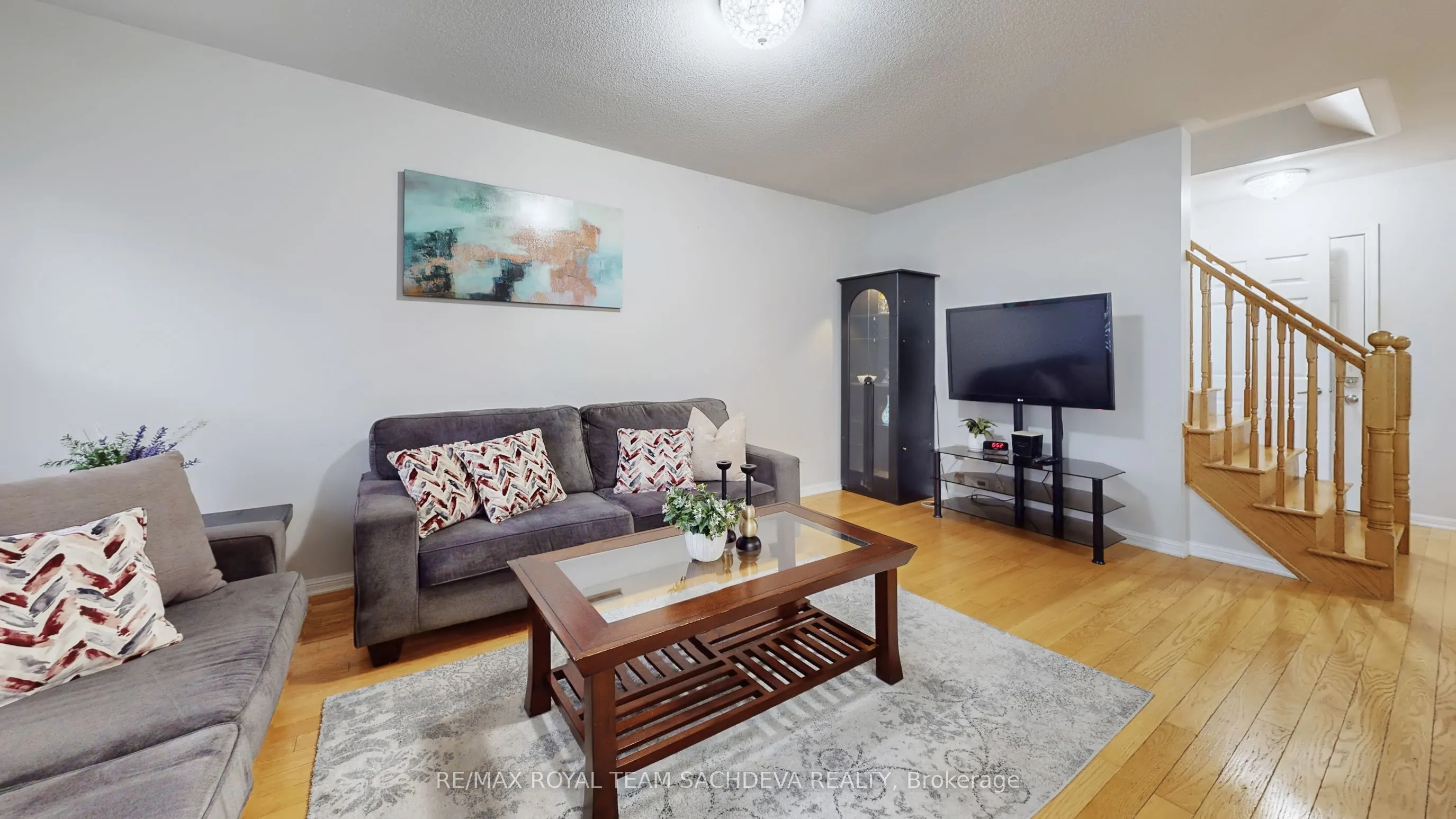 1809 Parkhurst Crescent