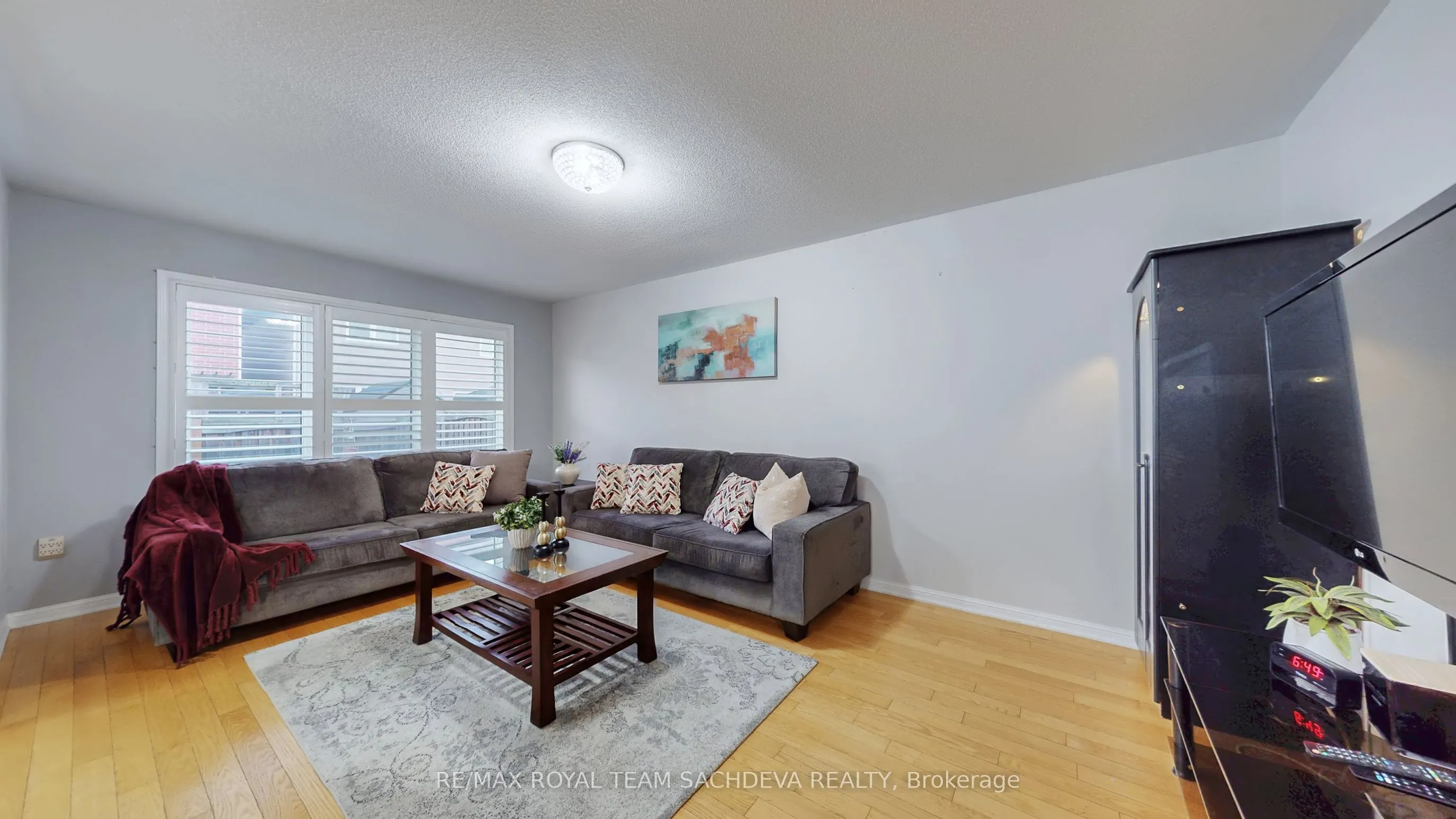 1809 Parkhurst Crescent