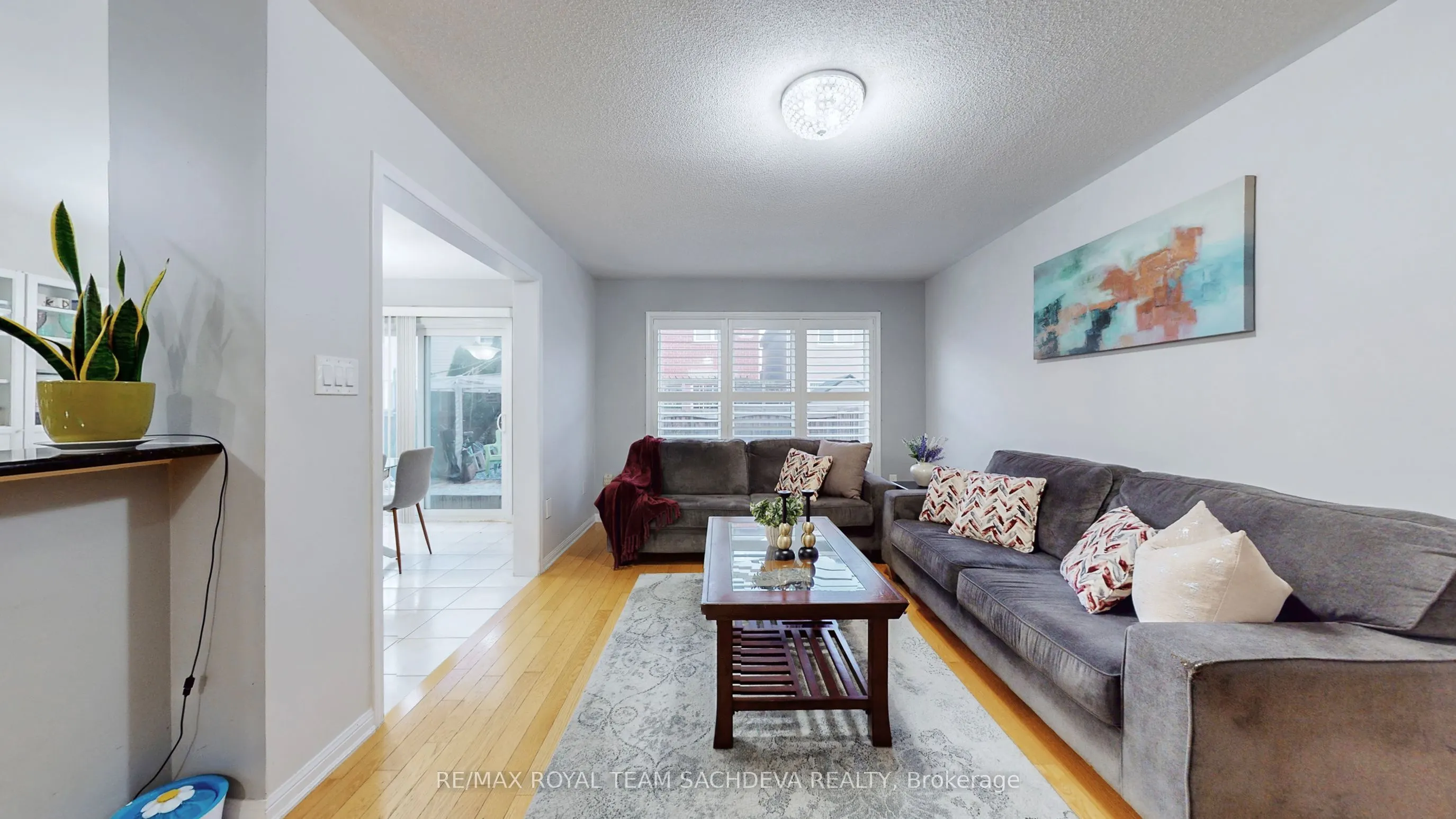 1809 Parkhurst Crescent