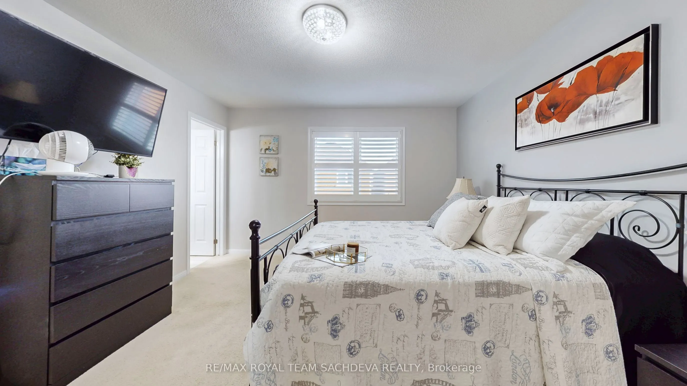 1809 Parkhurst Crescent
