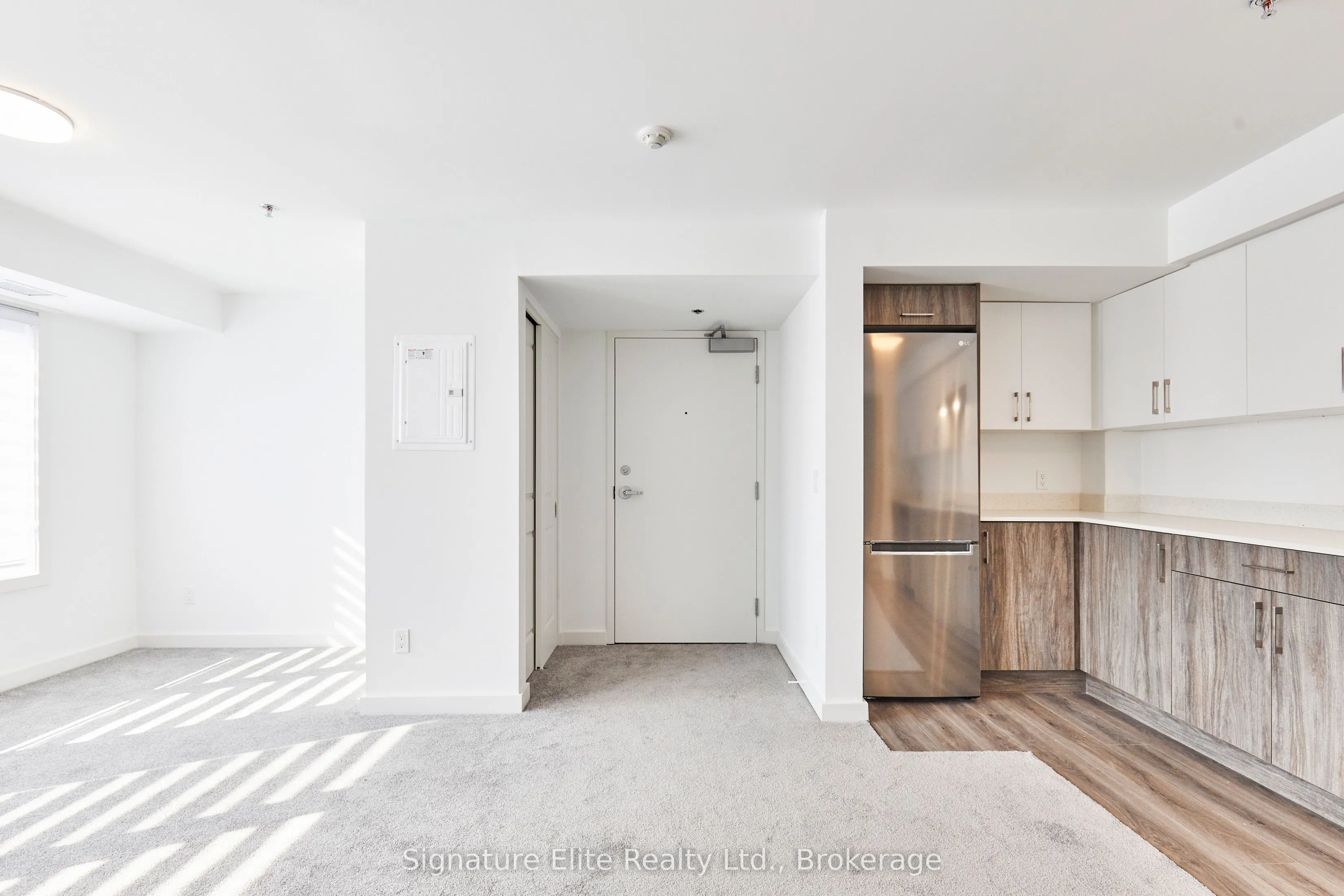 45 Connaught Avenue, #401
