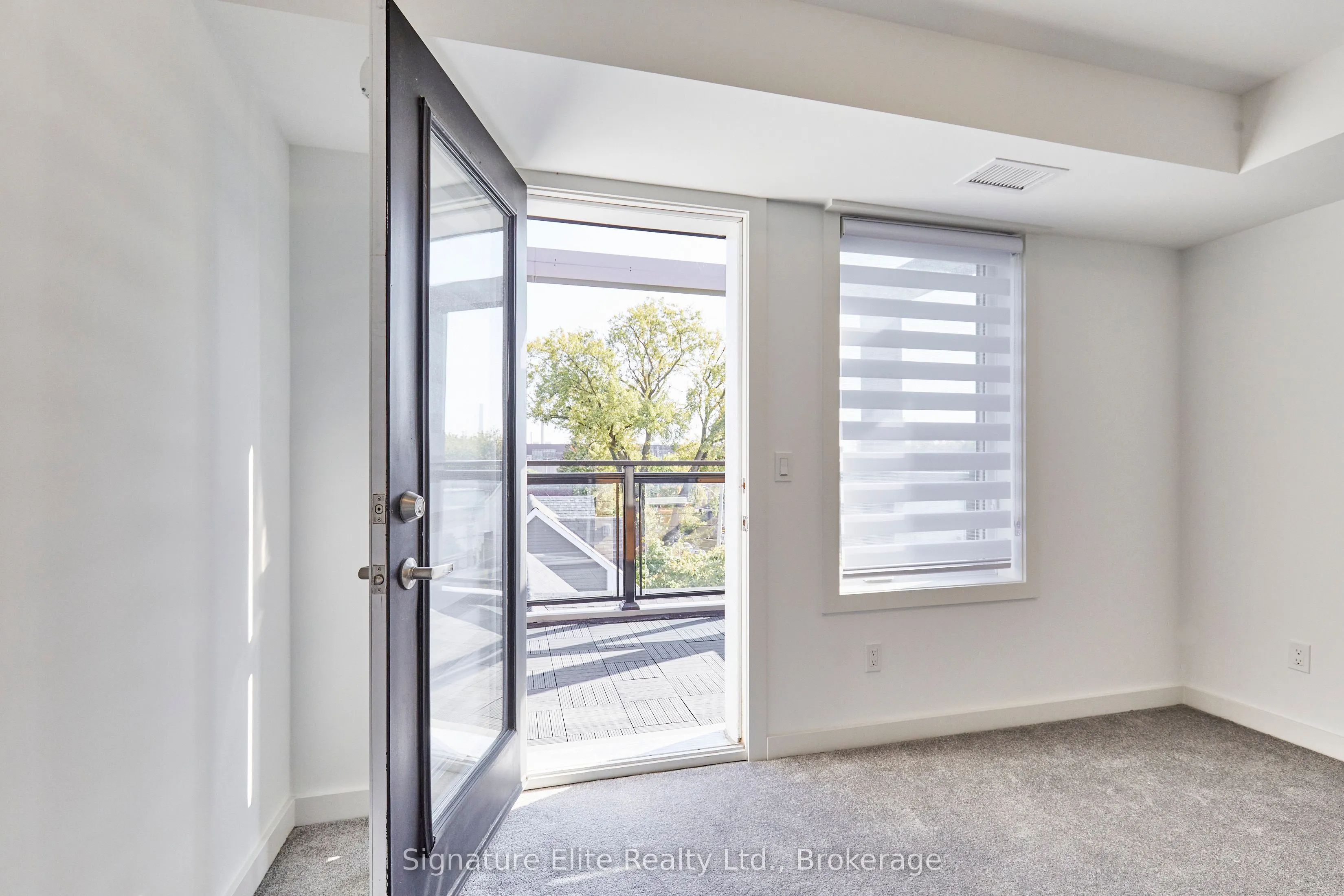 45 Connaught Avenue, #401