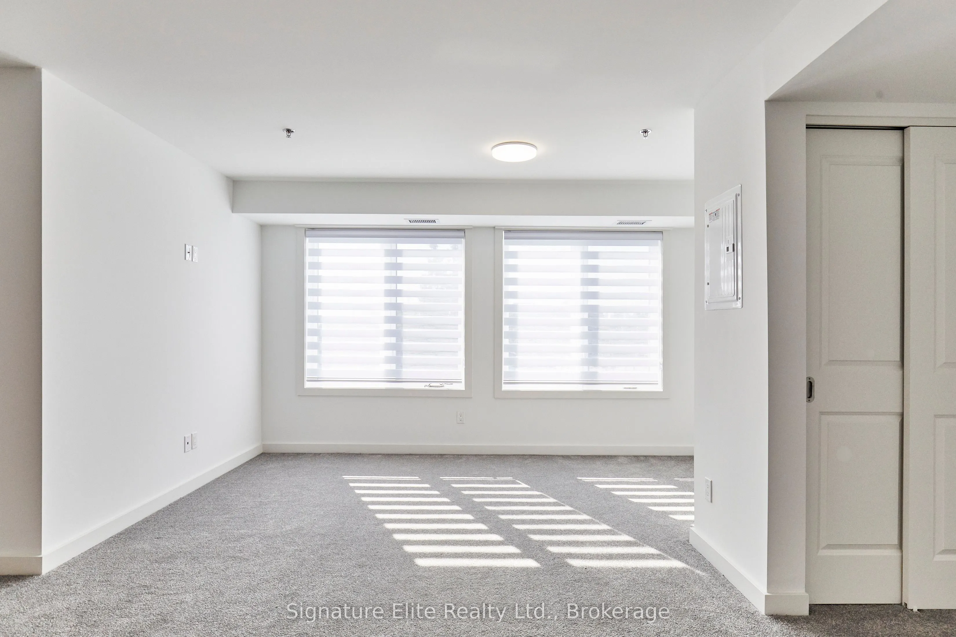 45 Connaught Avenue, #401