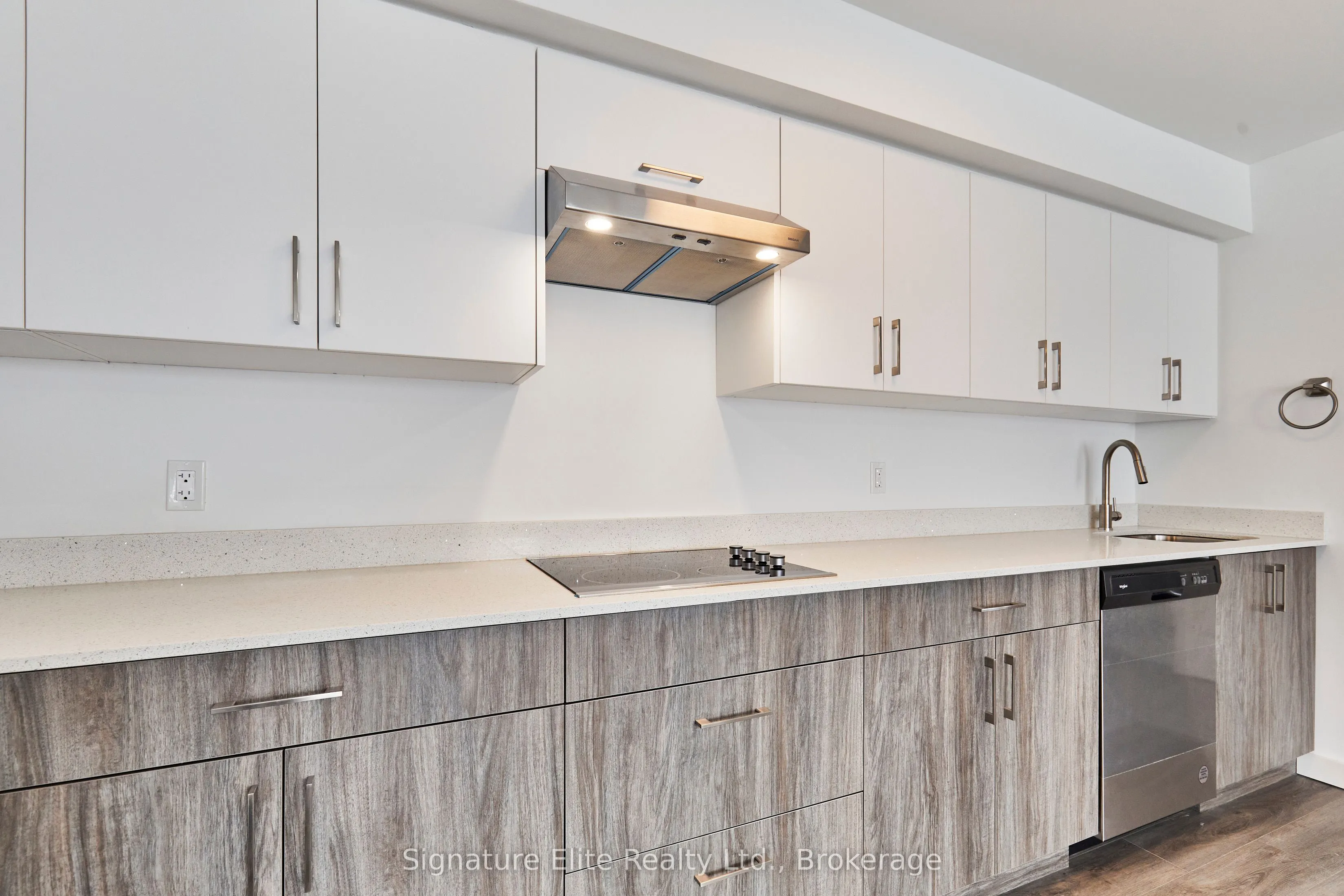 45 Connaught Avenue, #401