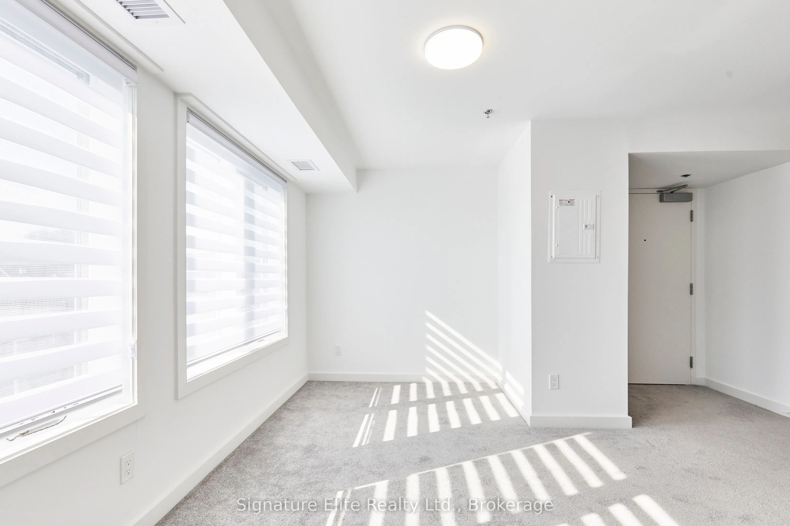 45 Connaught Avenue, #401