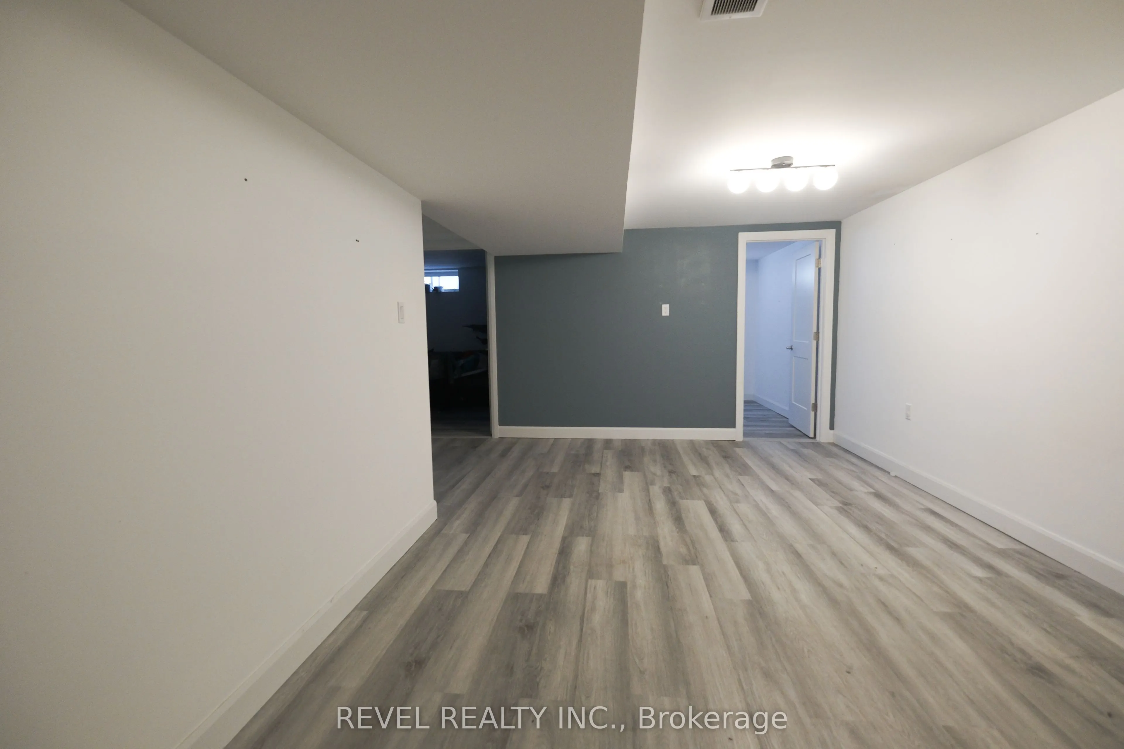 56 Parkway Crescent, #Lower Level