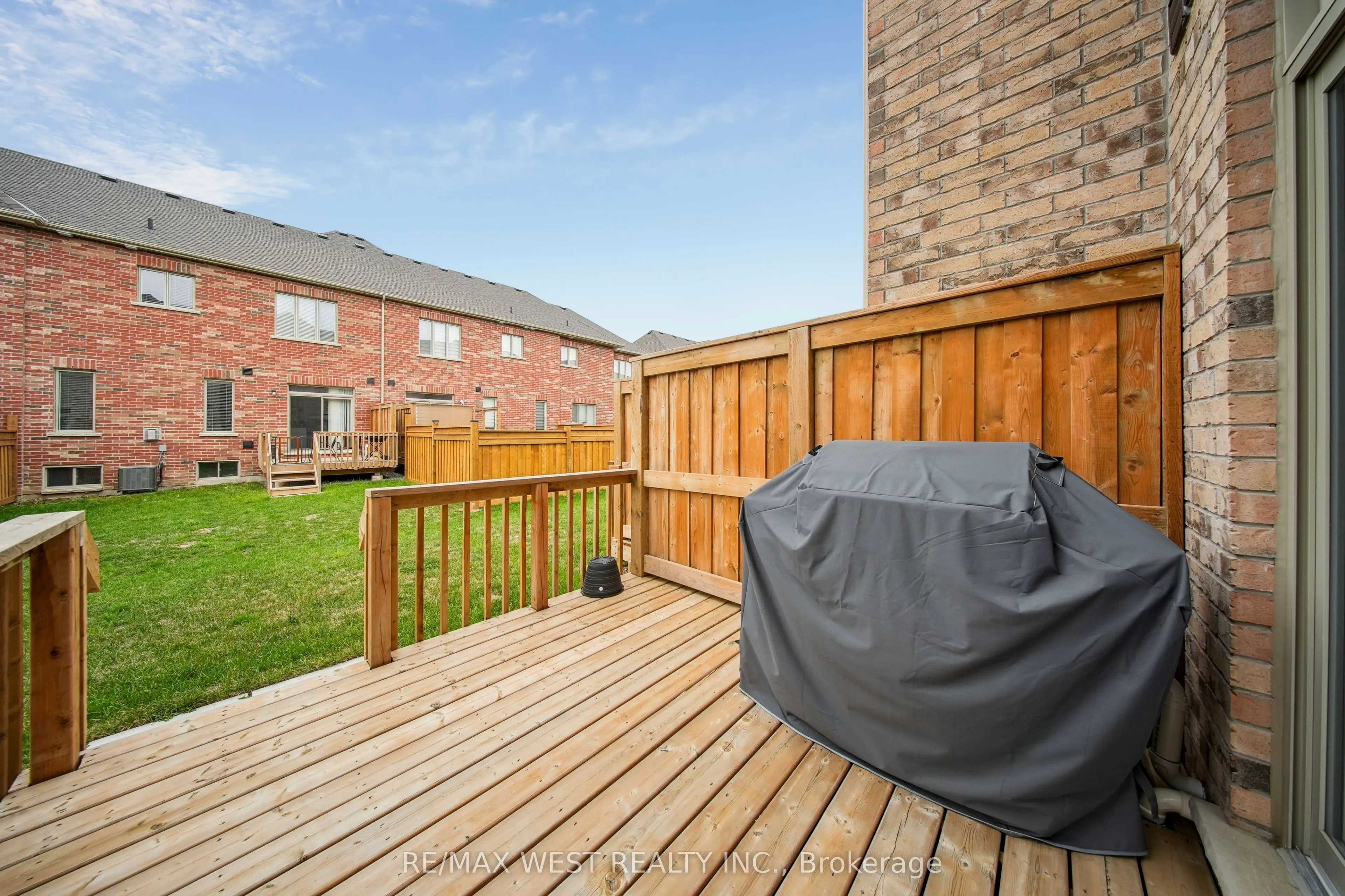 4 Hickling Lane