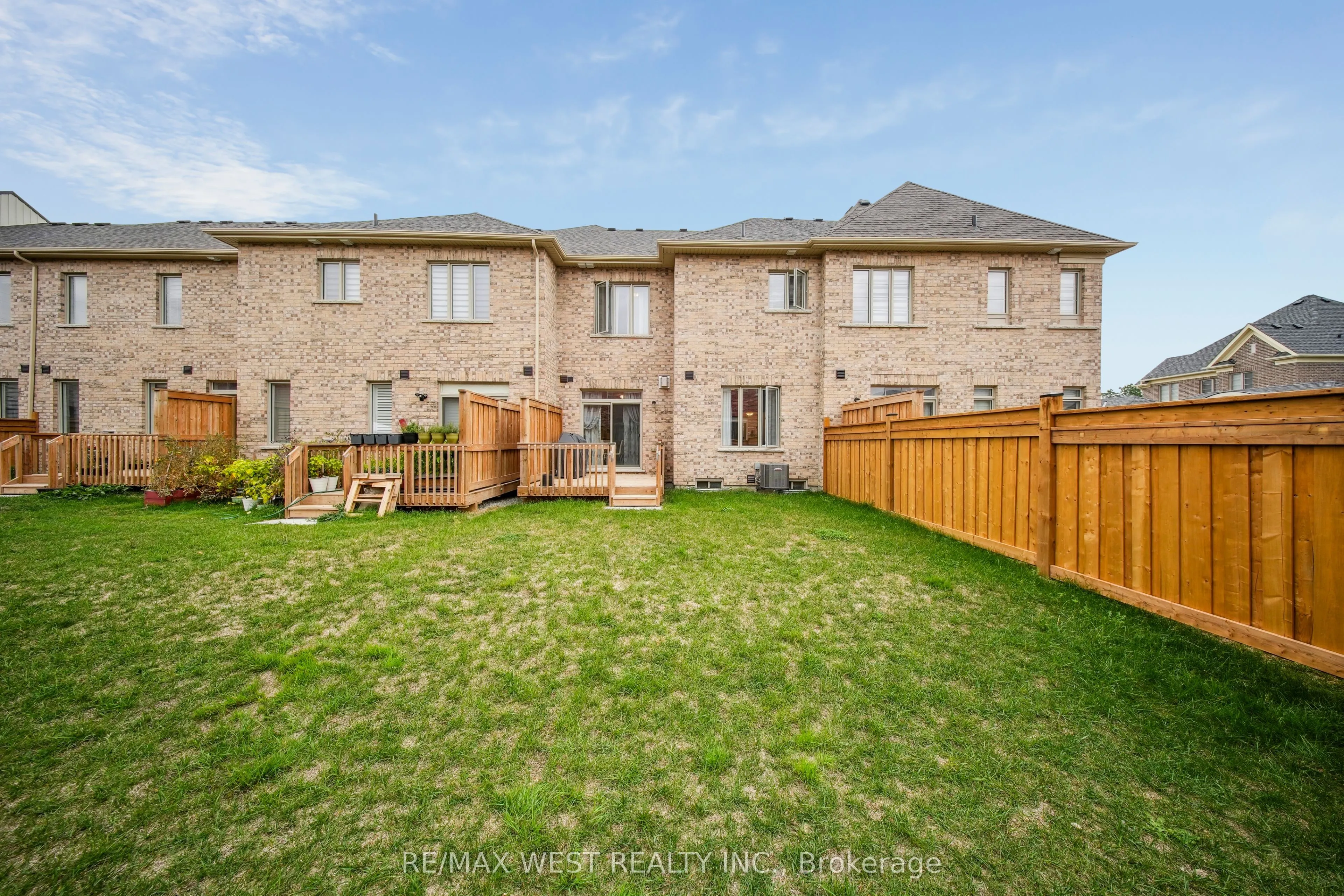 4 Hickling Lane