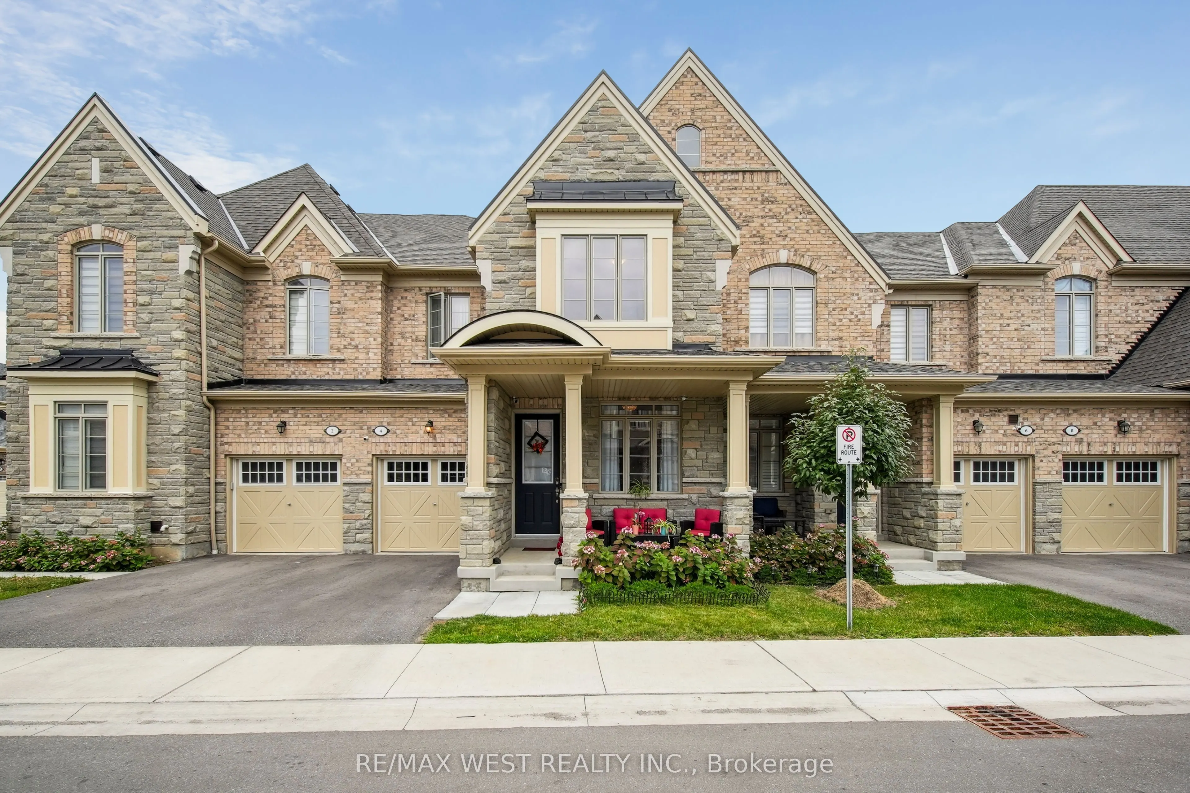 4 Hickling Lane