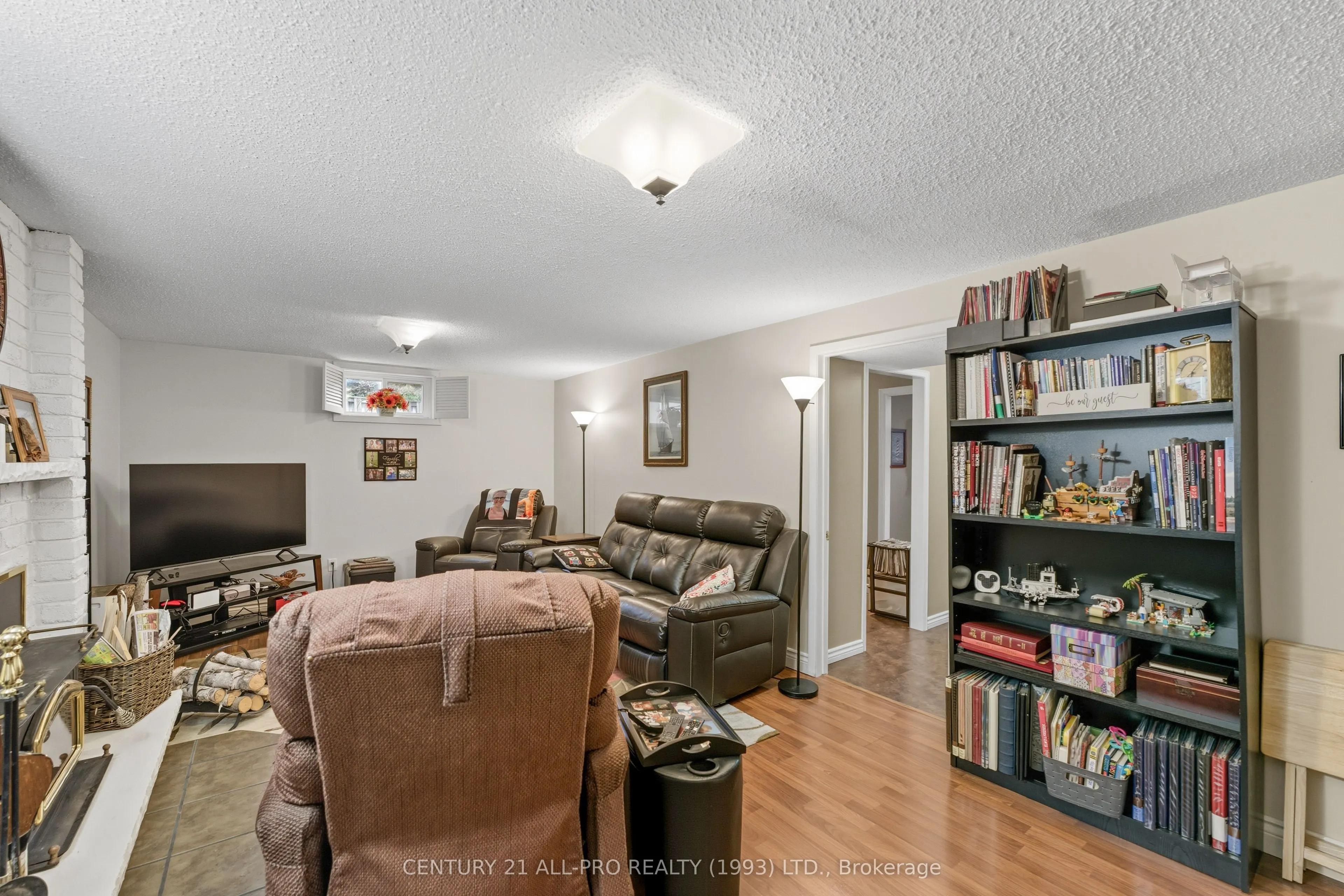 895 Exeter Street