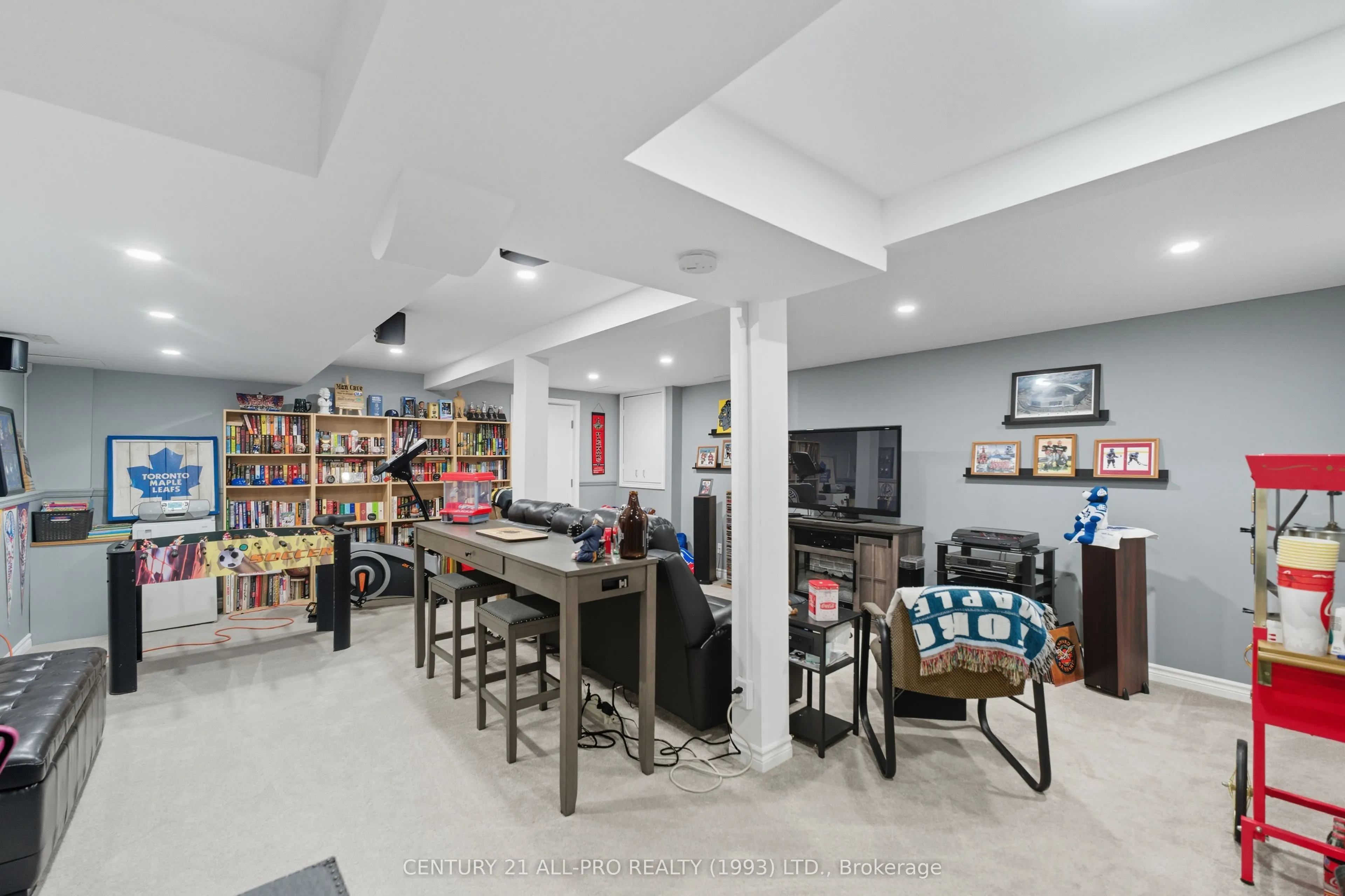895 Exeter Street