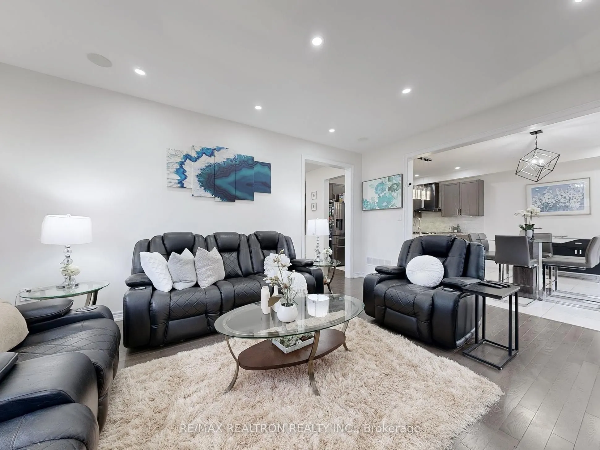 2 Auckland Drive
