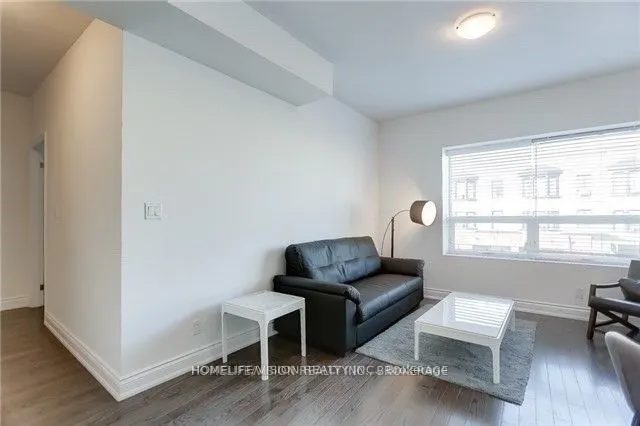 683 Danforth Avenue, #302