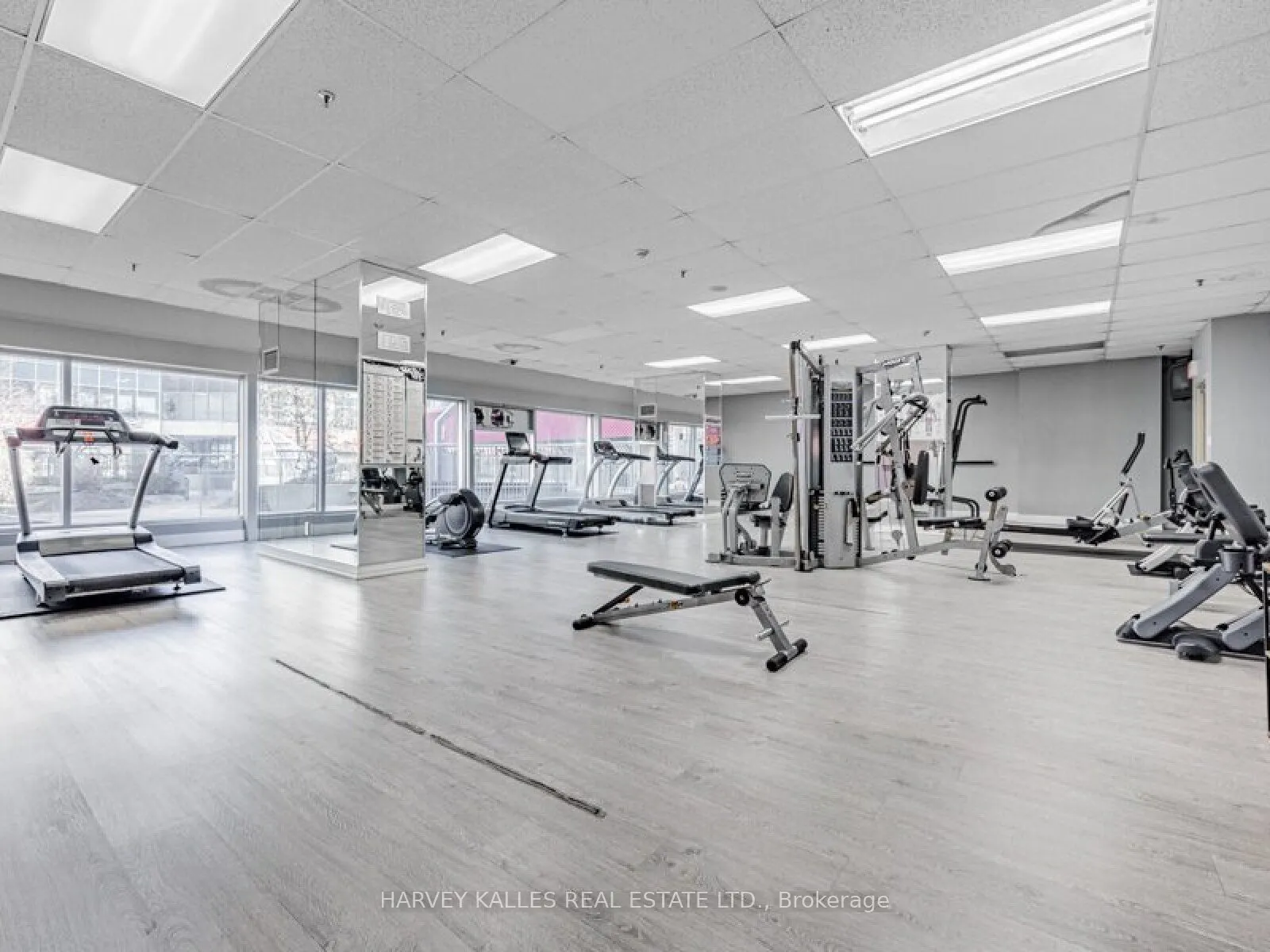 2550 Lawrence Avenue E, #211