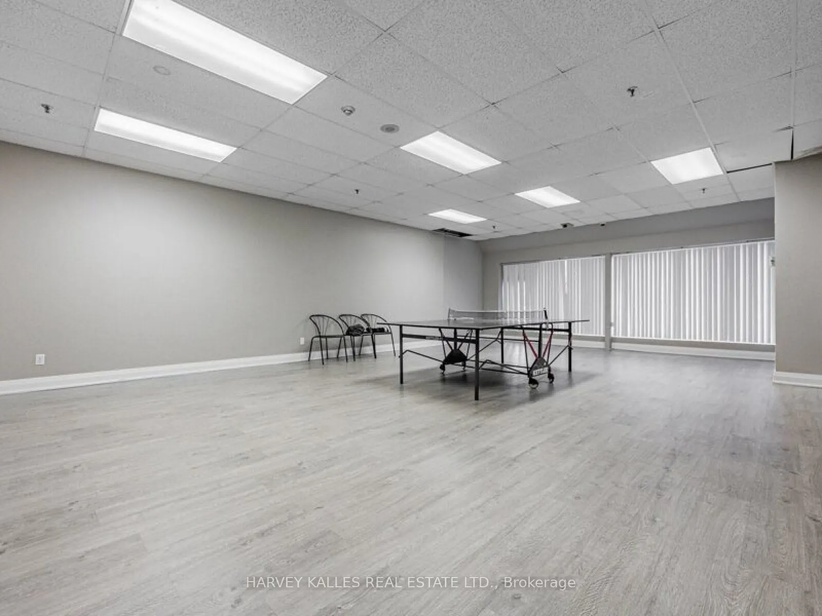 2550 Lawrence Avenue E, #211