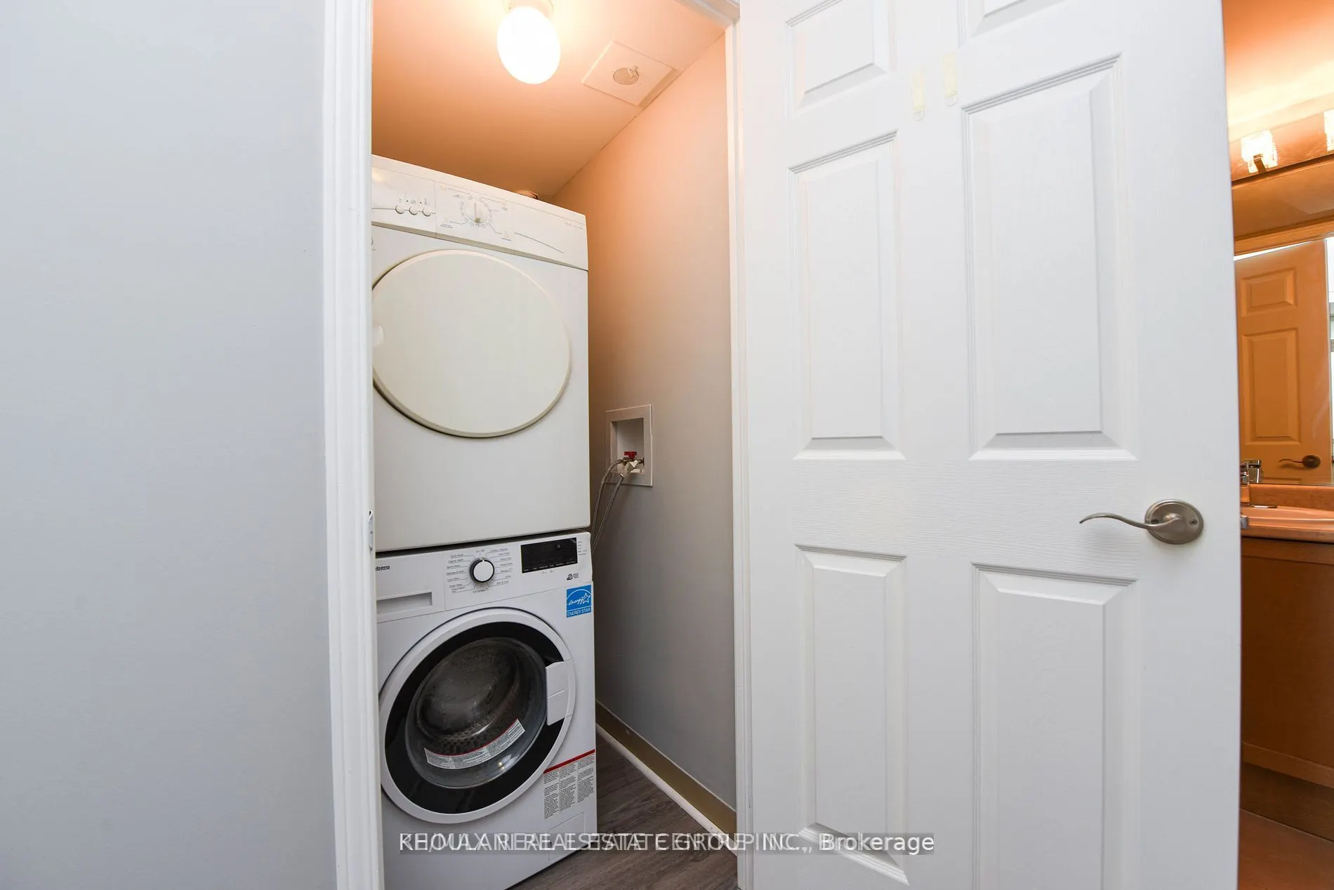 68 Grangeway Avenue, #1816