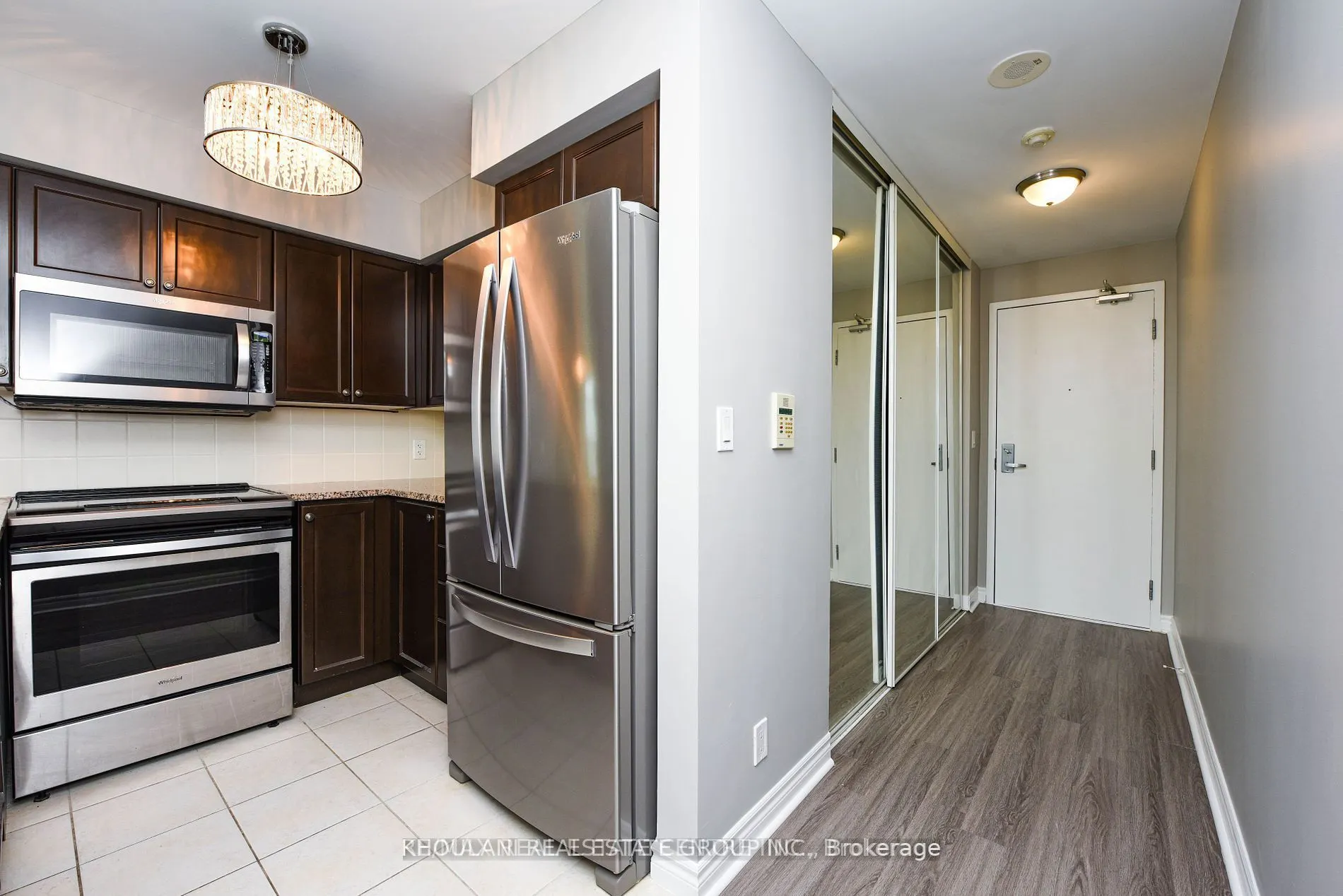 68 Grangeway Avenue, #1816