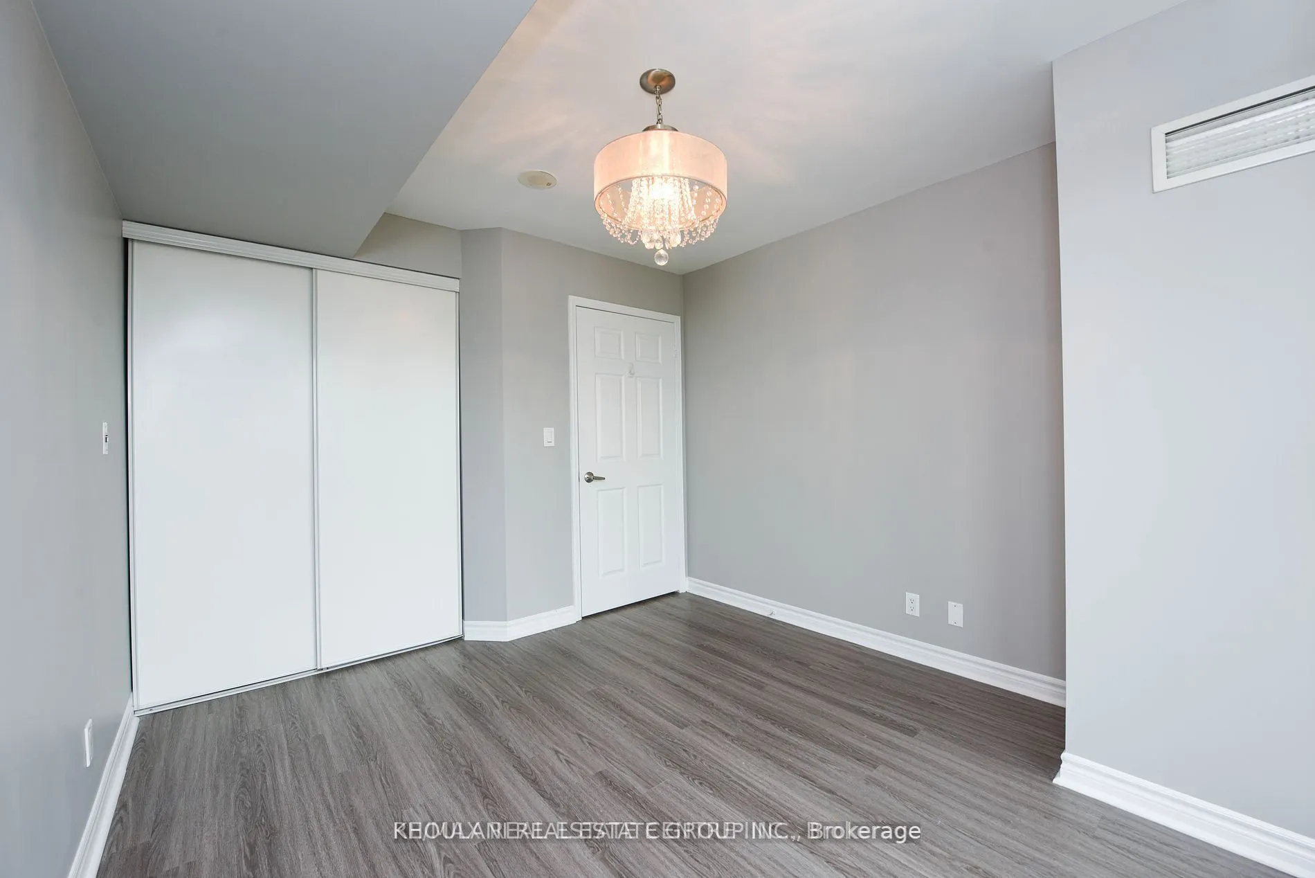 68 Grangeway Avenue, #1816