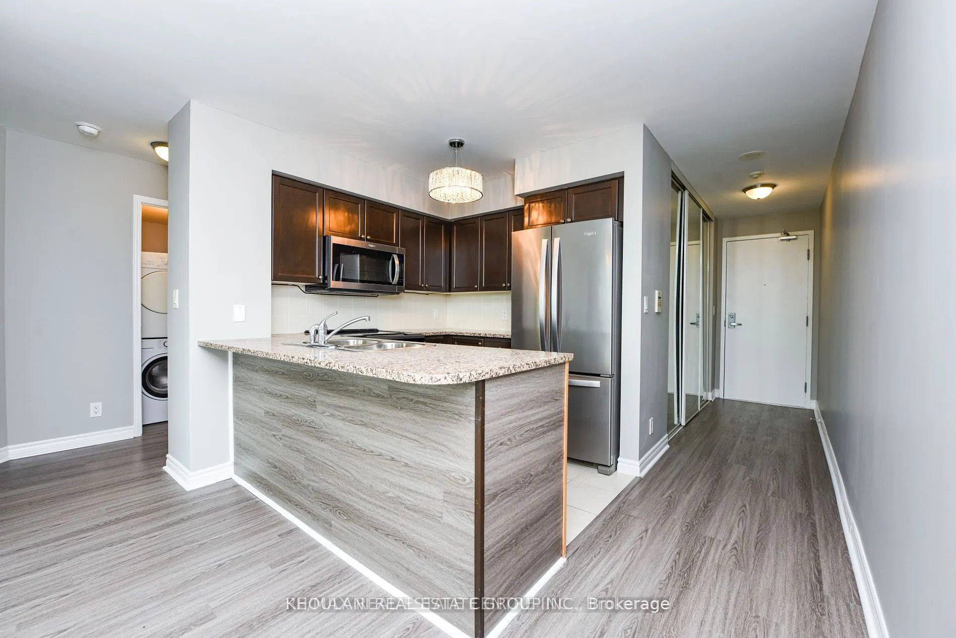 68 Grangeway Avenue, #1816