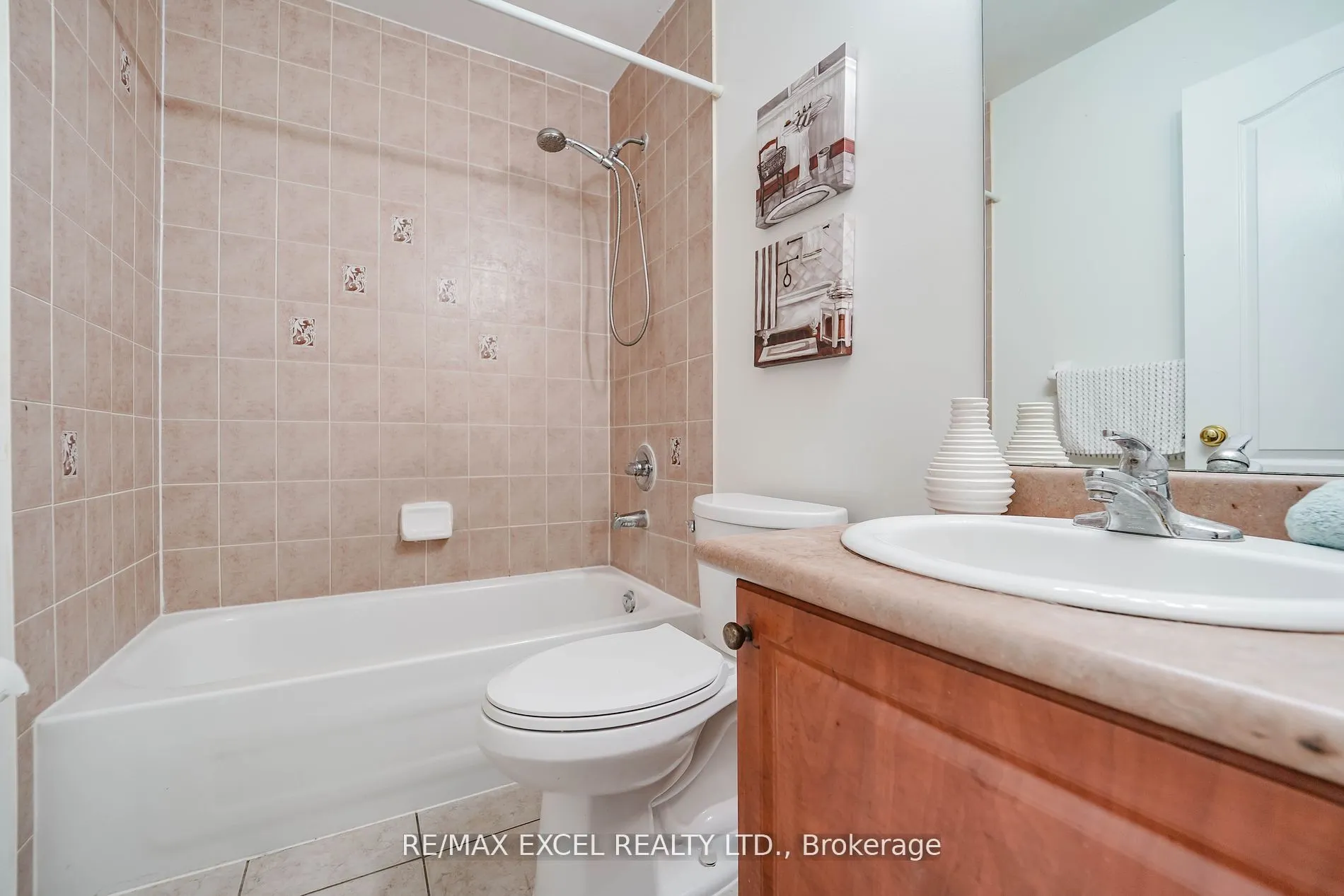 2784 Eglinton Avenue E, #4