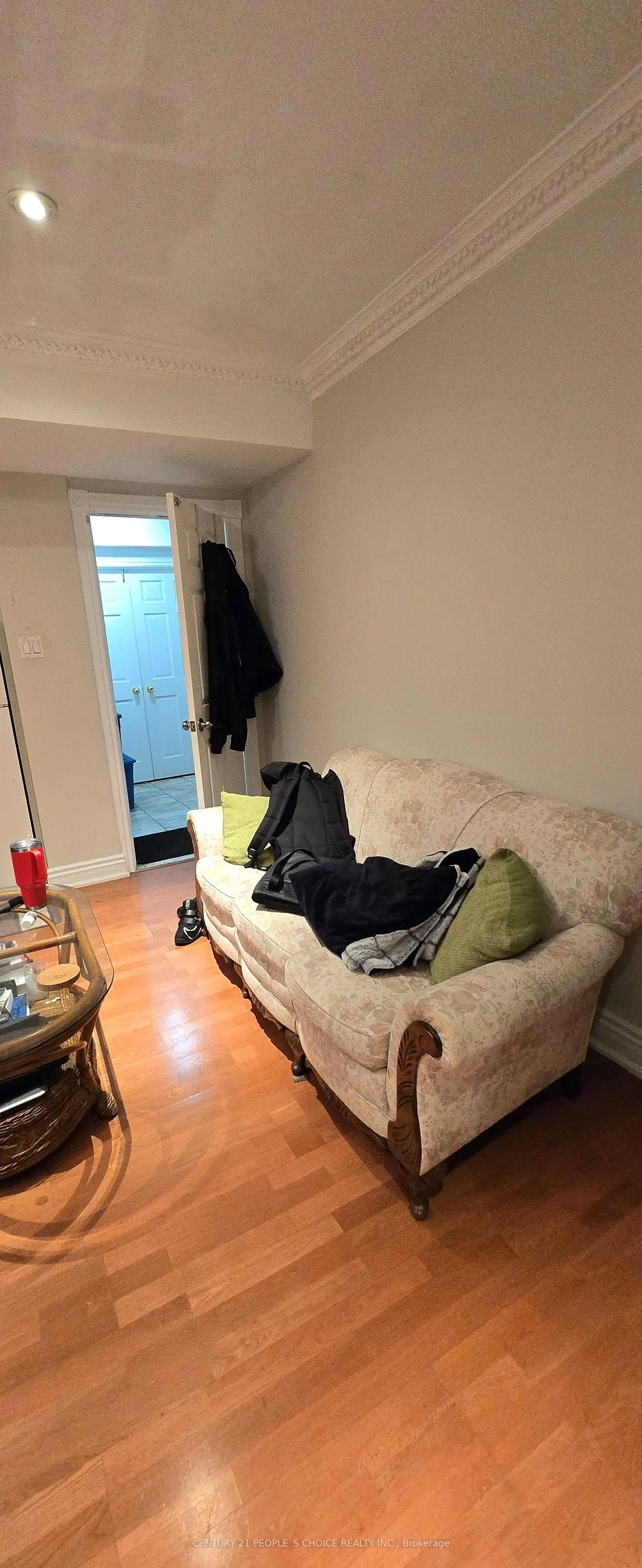 1434 Rosebank Road, #Bsmt 2