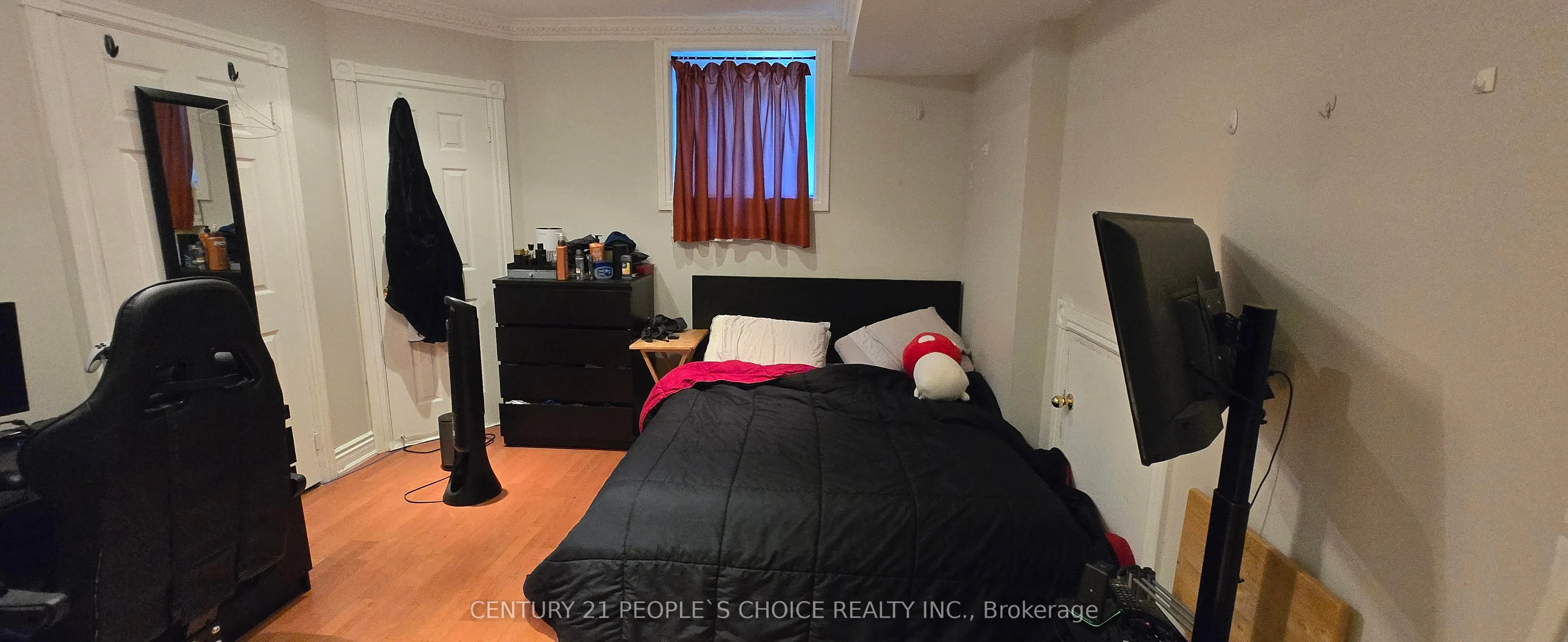 1434 Rosebank Road, #Bsmt 2
