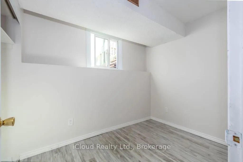 1419 Outlet Drive