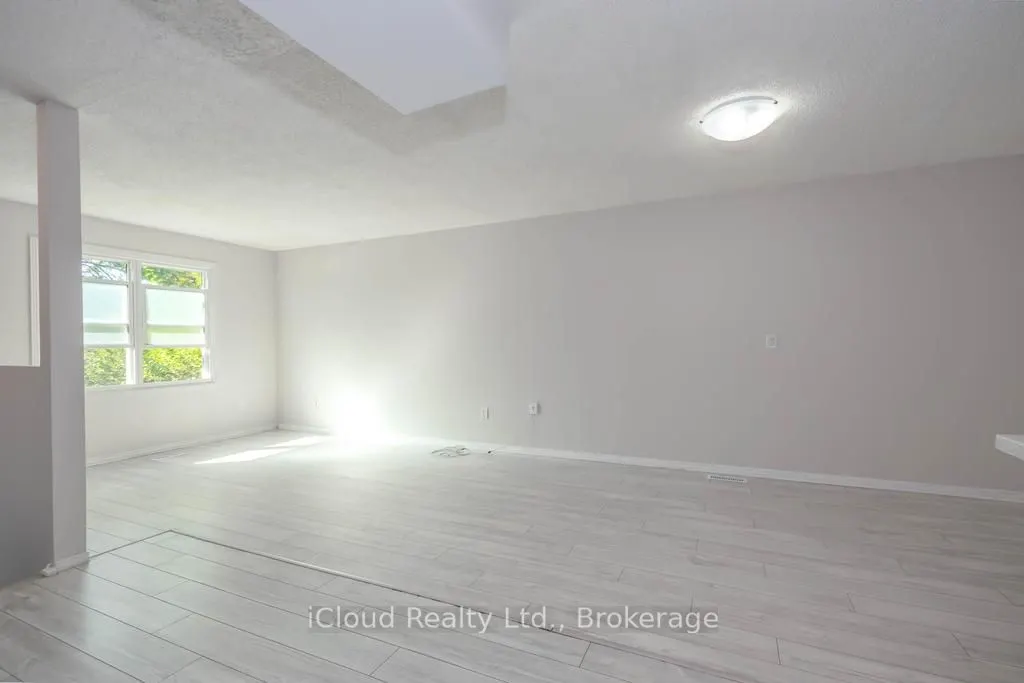 1419 Outlet Drive
